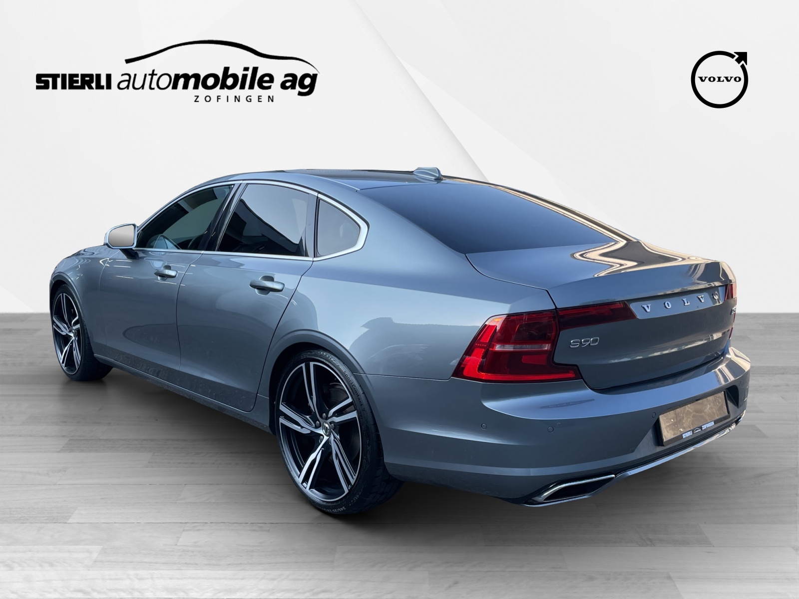 VOLVO S90 2.0 D5 R-Design AWD-image-6