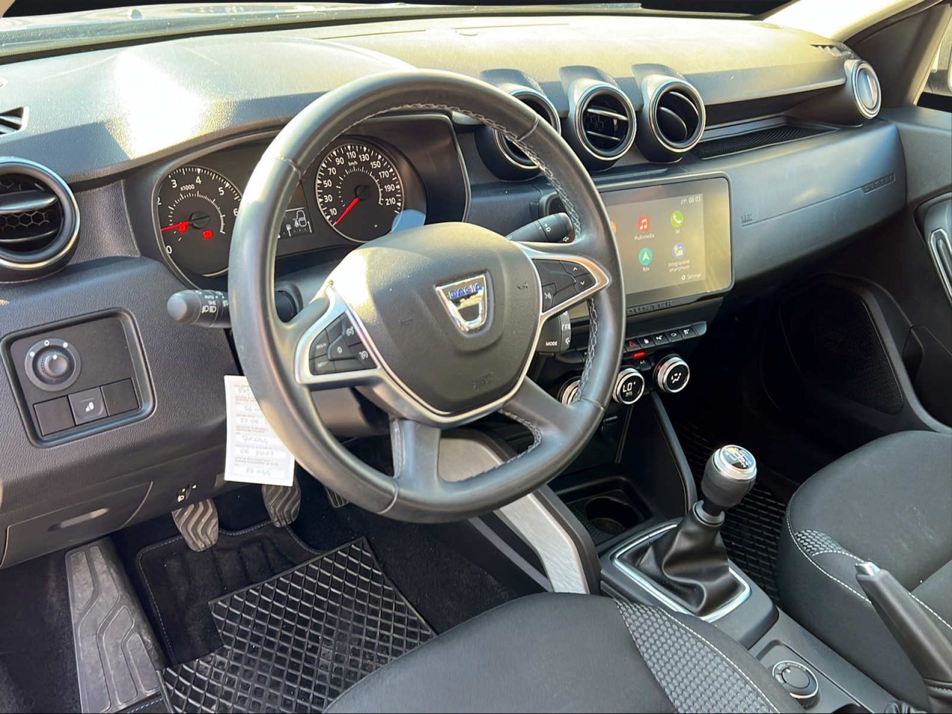 DACIA Duster TCe 150 Presti.4x4-image-7