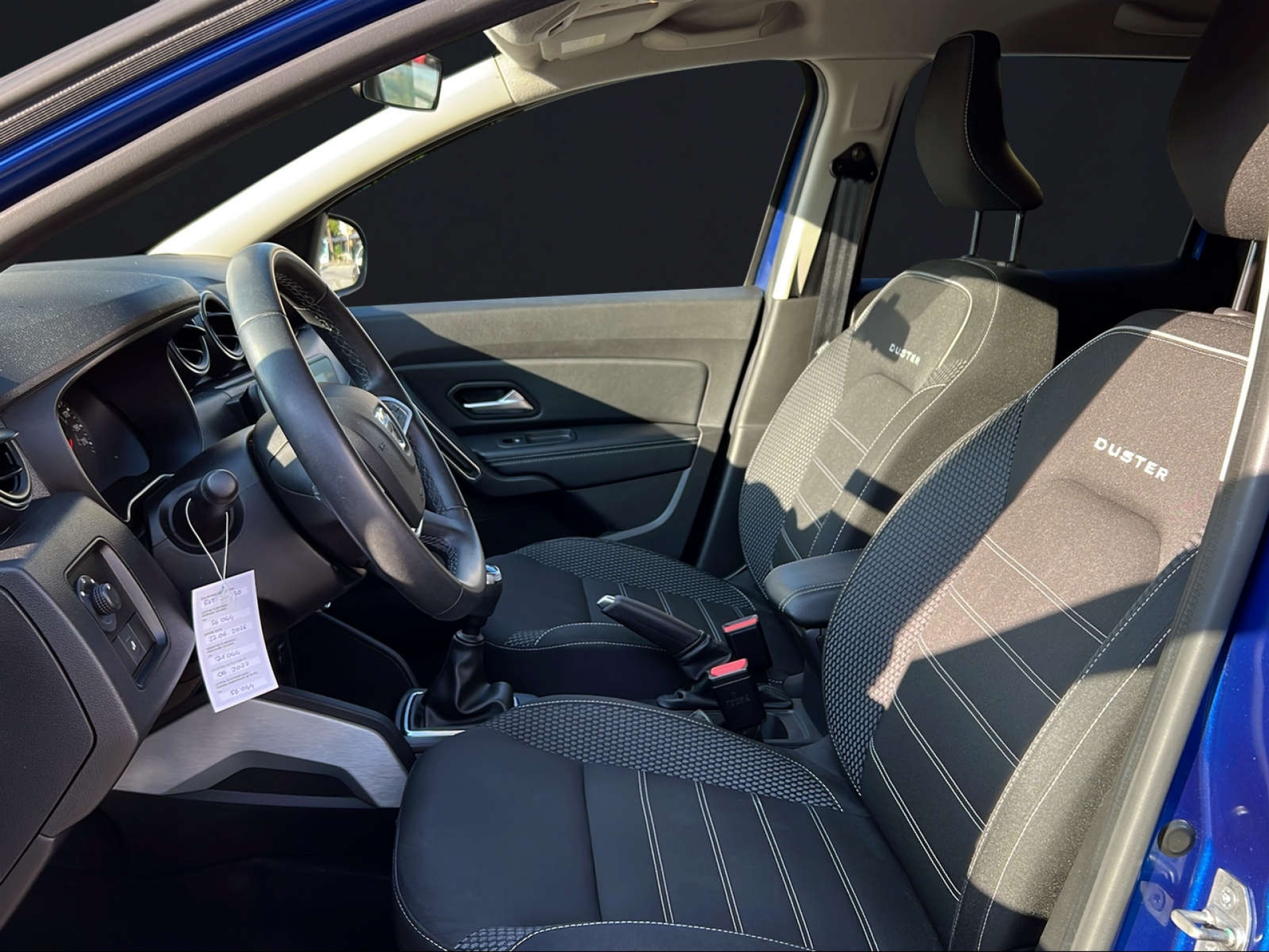 DACIA Duster TCe 150 Presti.4x4-image-6