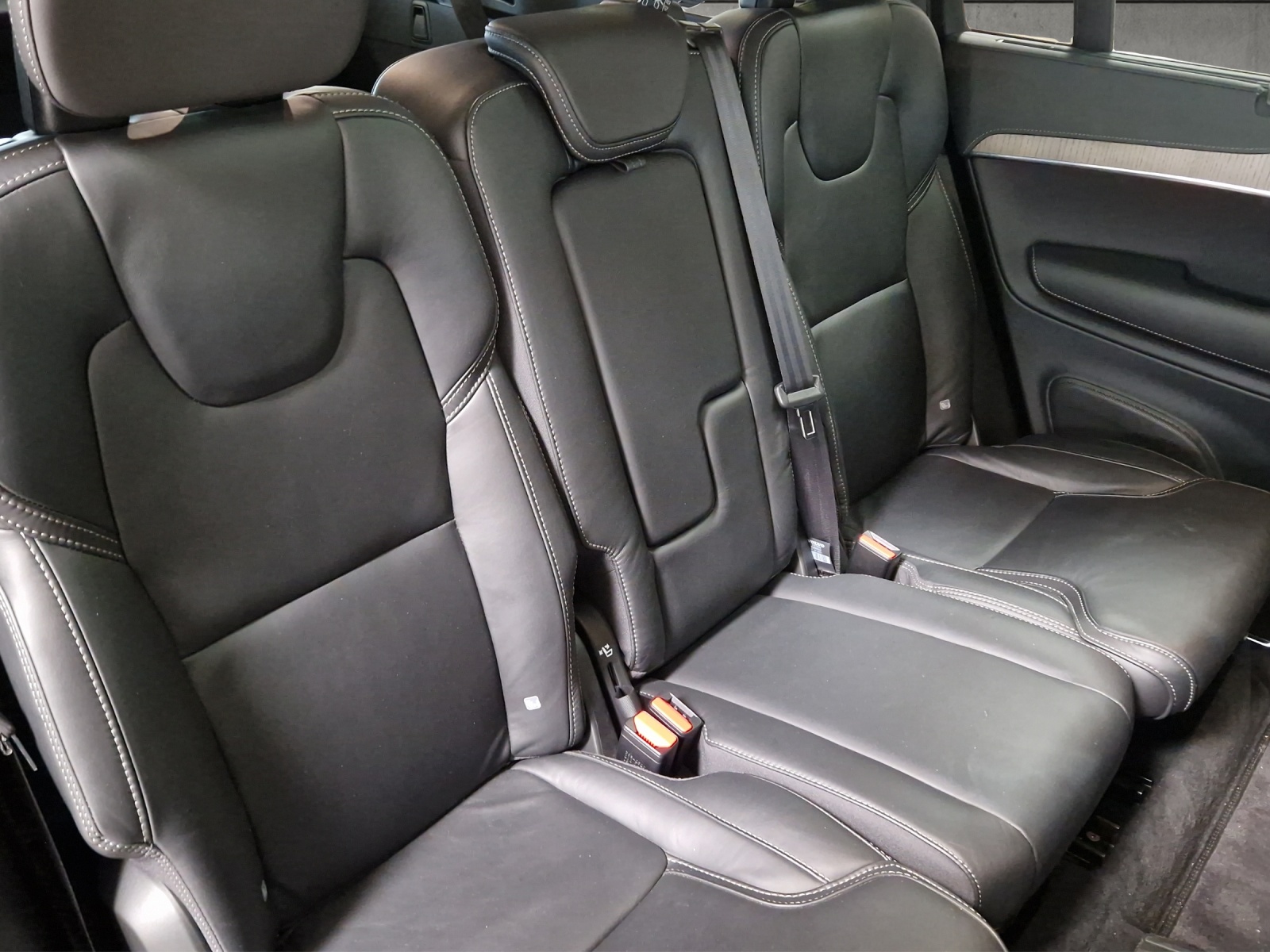 VOLVO XC90 2.0 T8 TE Inscription 7P. eAWD-image-1