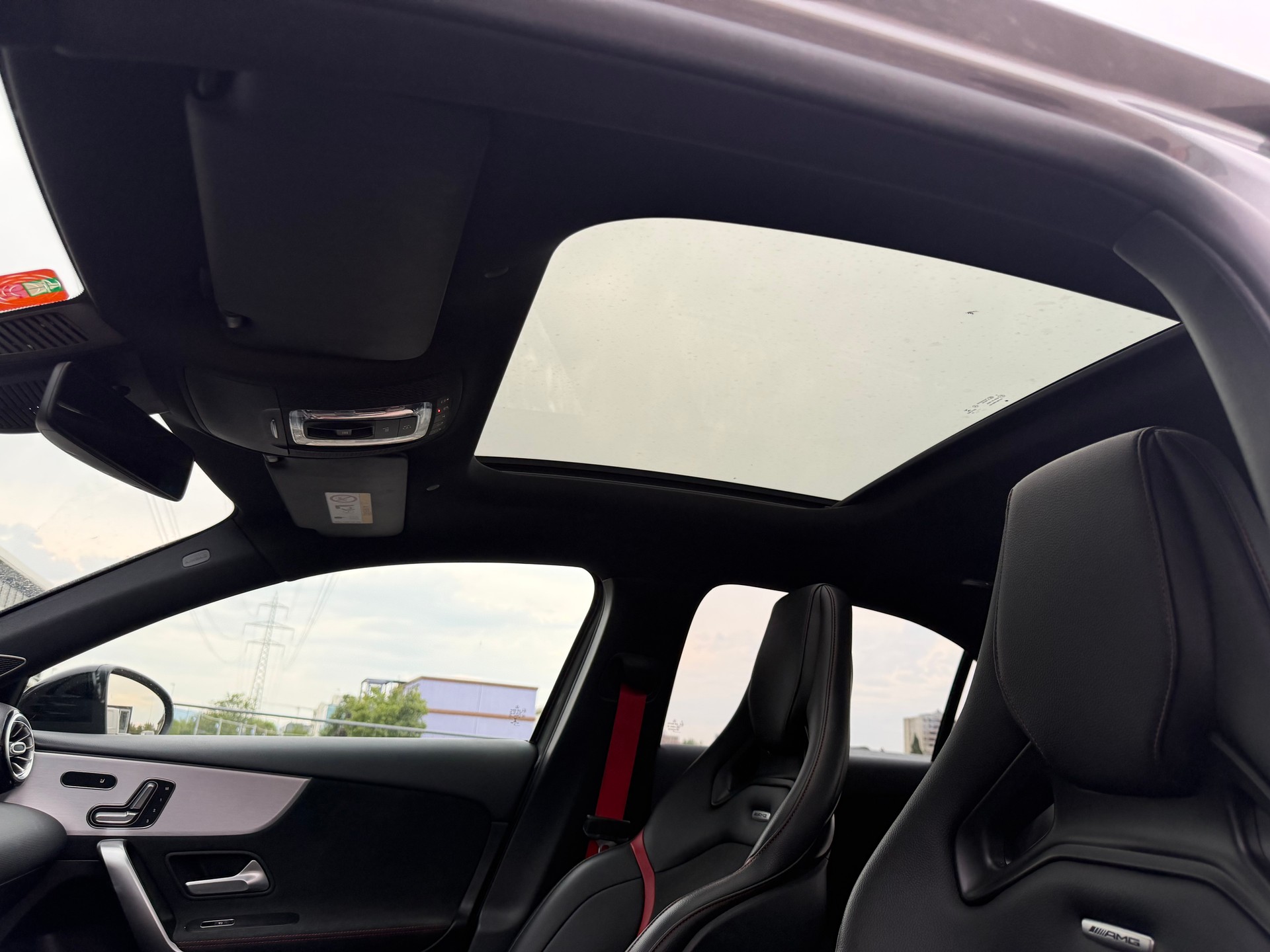 MERCEDES-BENZ A 35 AMG 4Matic Edition 1 Speedshift-image-7