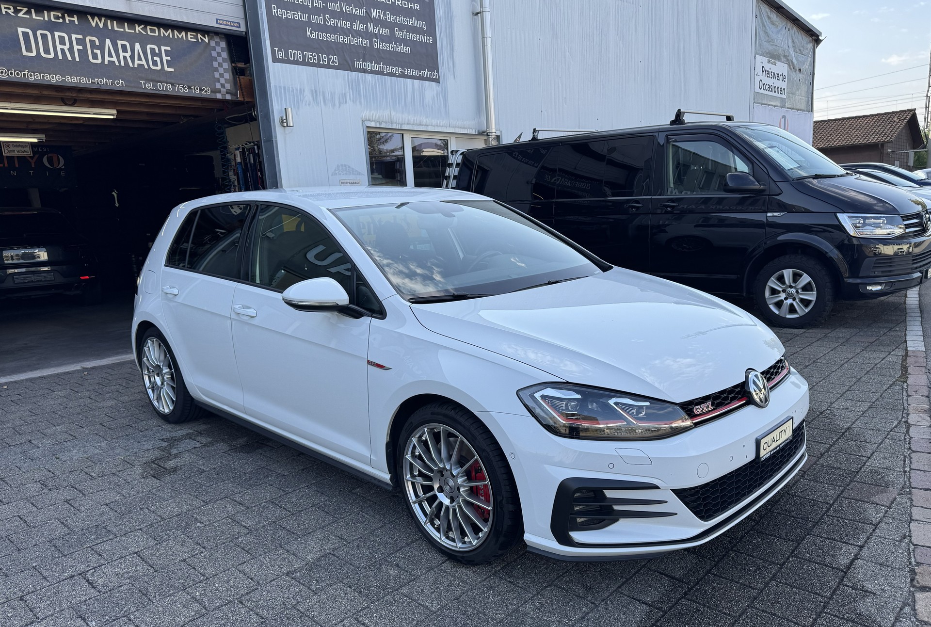VW Golf 2.0 TSI GTI Performance DSG-image-6