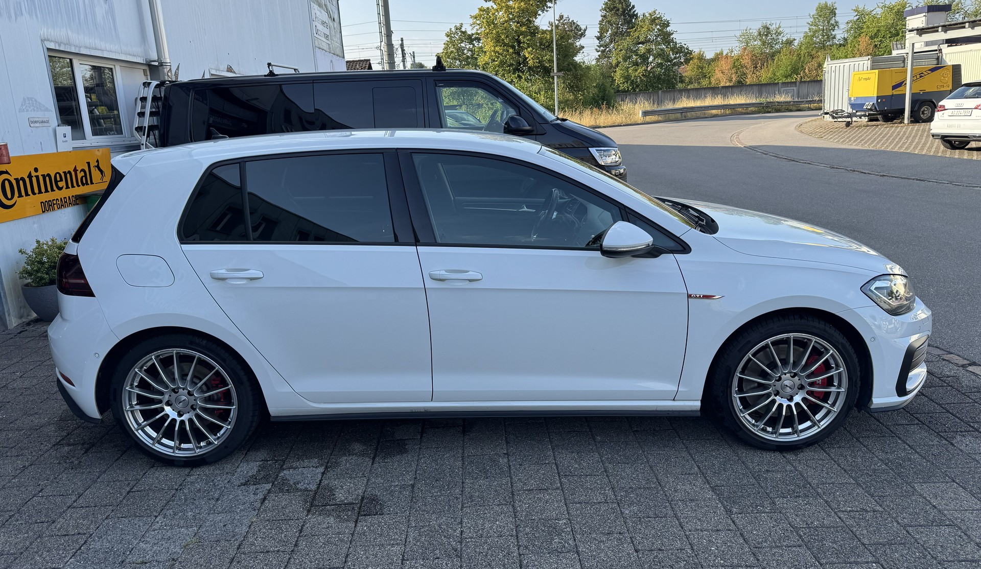 VW Golf 2.0 TSI GTI Performance DSG-image-5