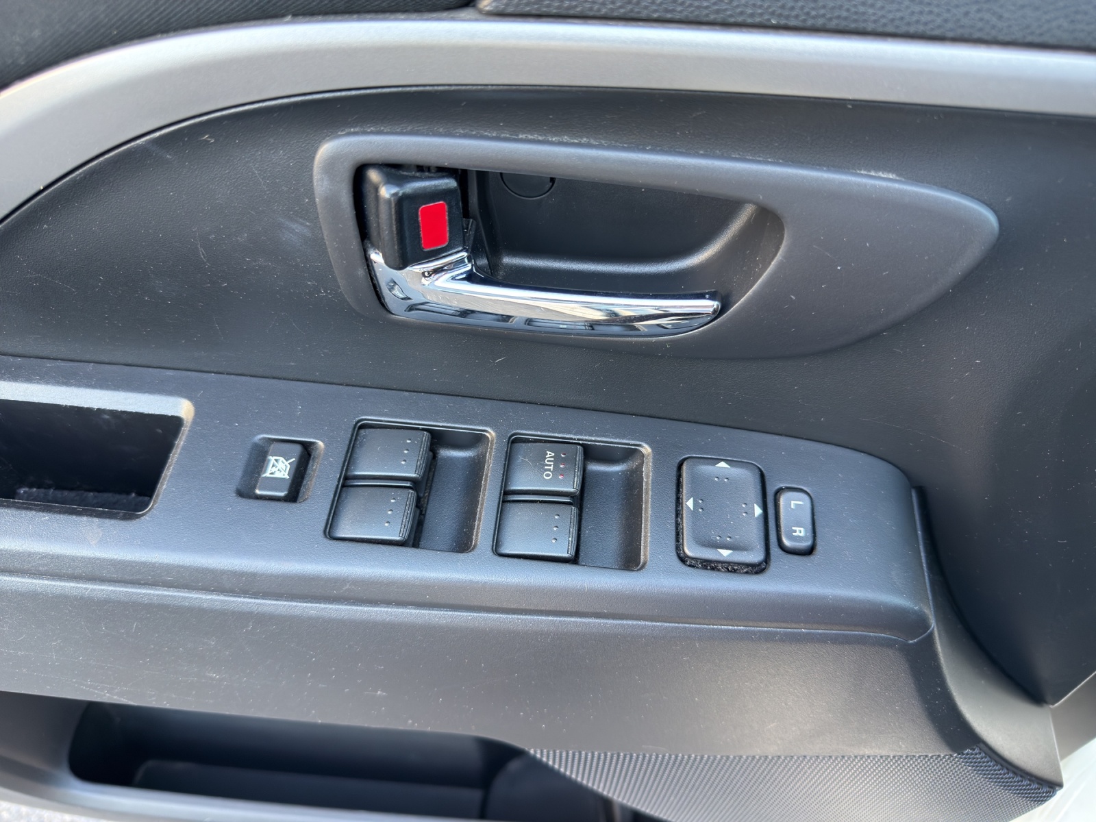 MAZDA 5 2.0 16V Exclusive Activematic-image-24