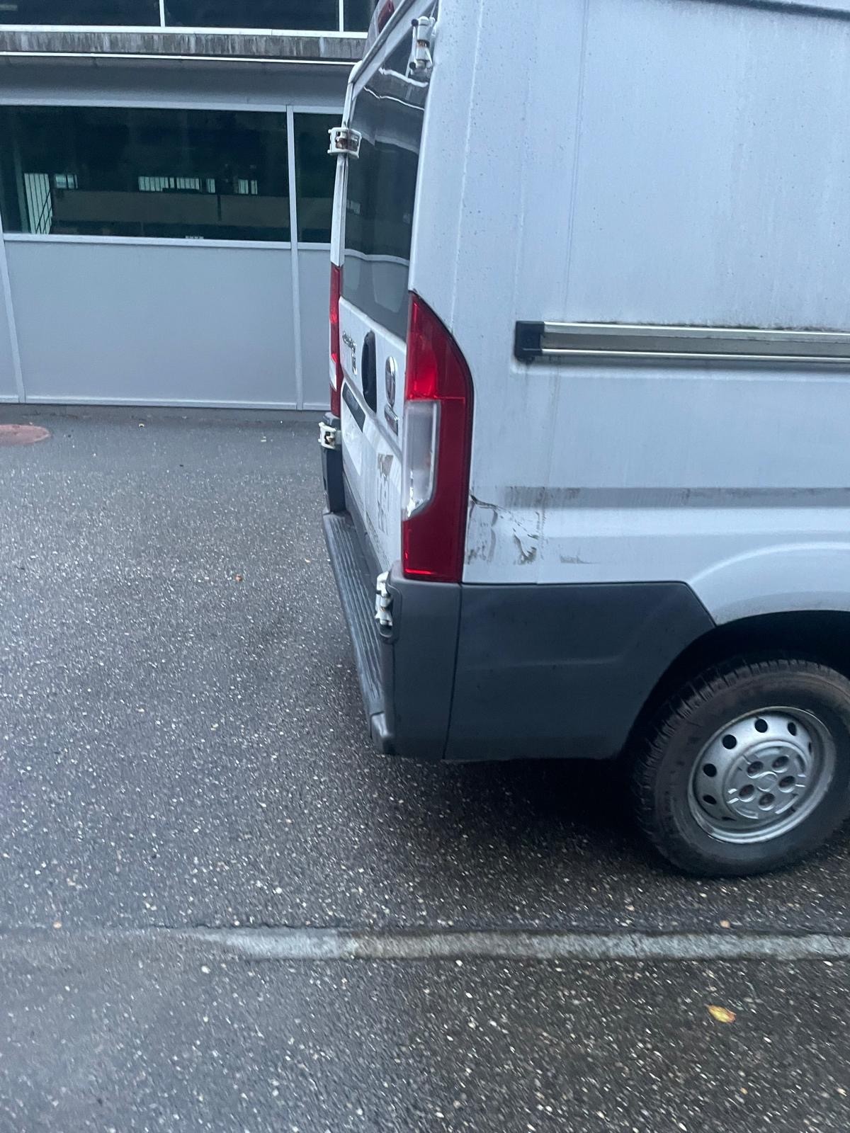 FIAT Ducato 33 2.3 MJ-image-14