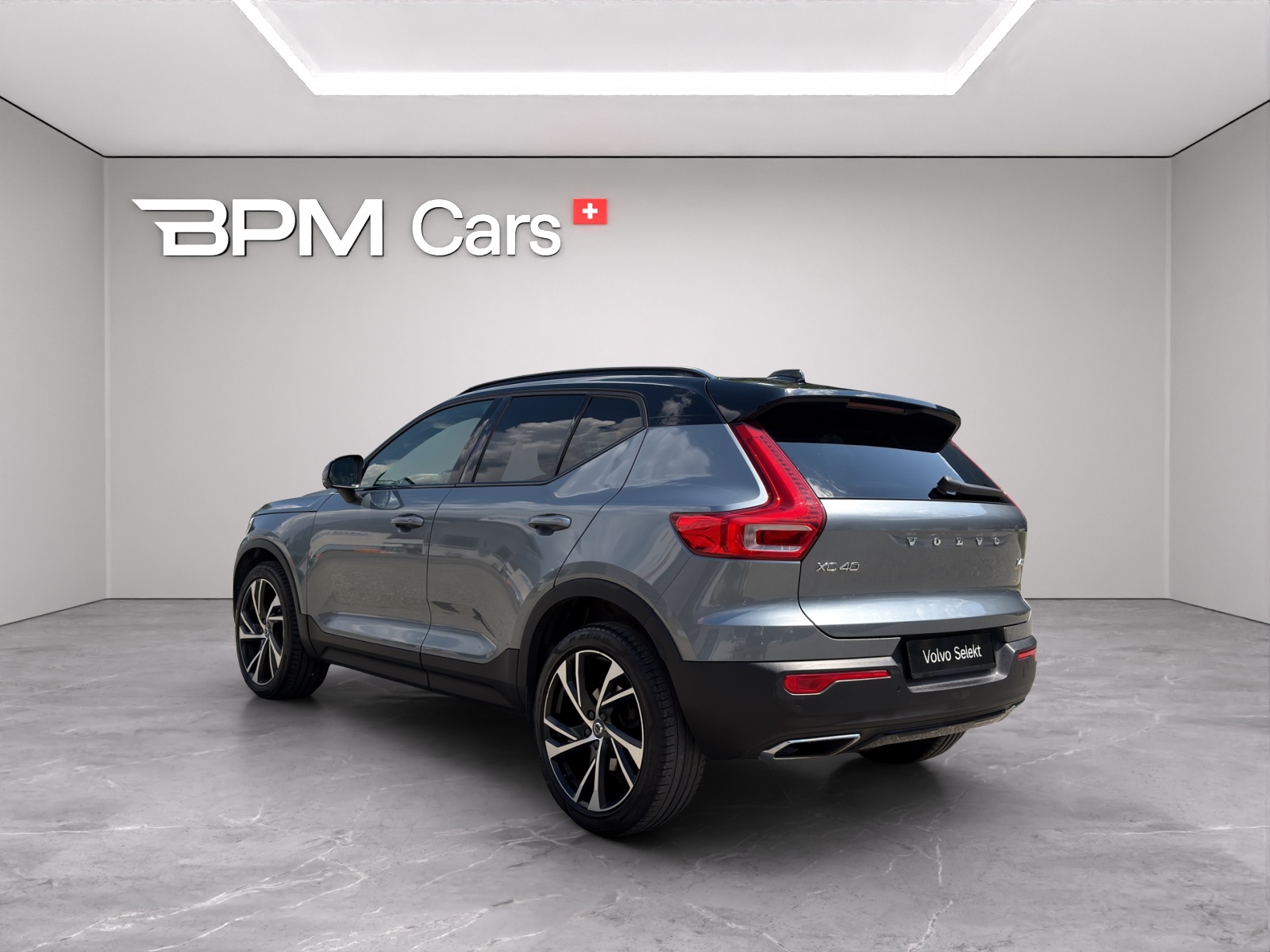 VOLVO XC40 2.0 T4 R-Design AWD-image-1