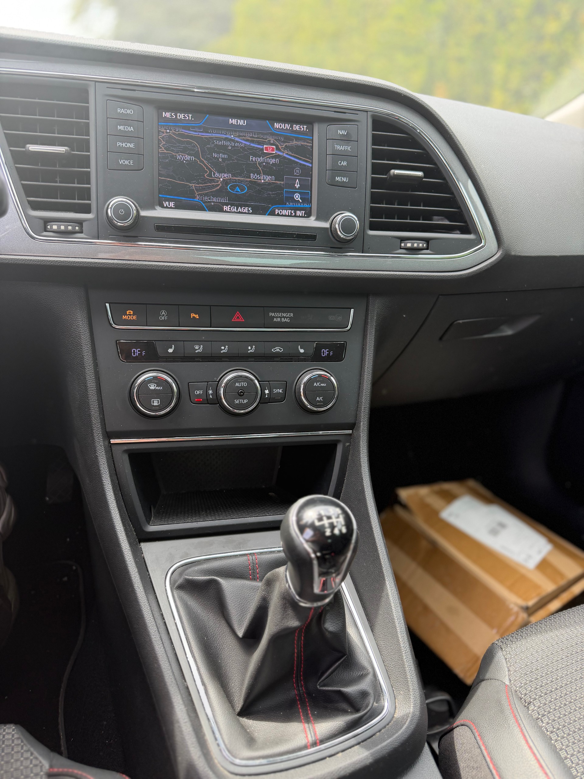 SEAT Leon SC 1.4 TSI FR Viva-image-12