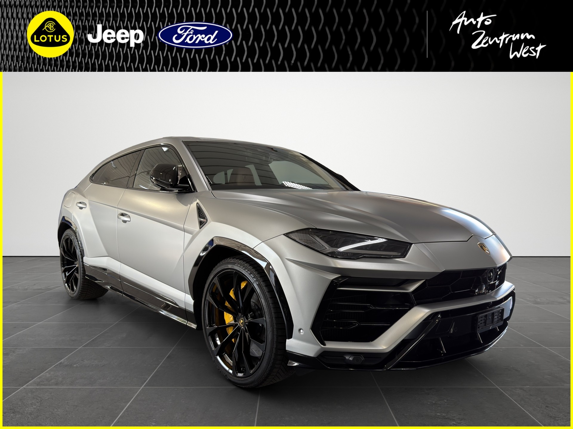 LAMBORGHINI Urus-image-6