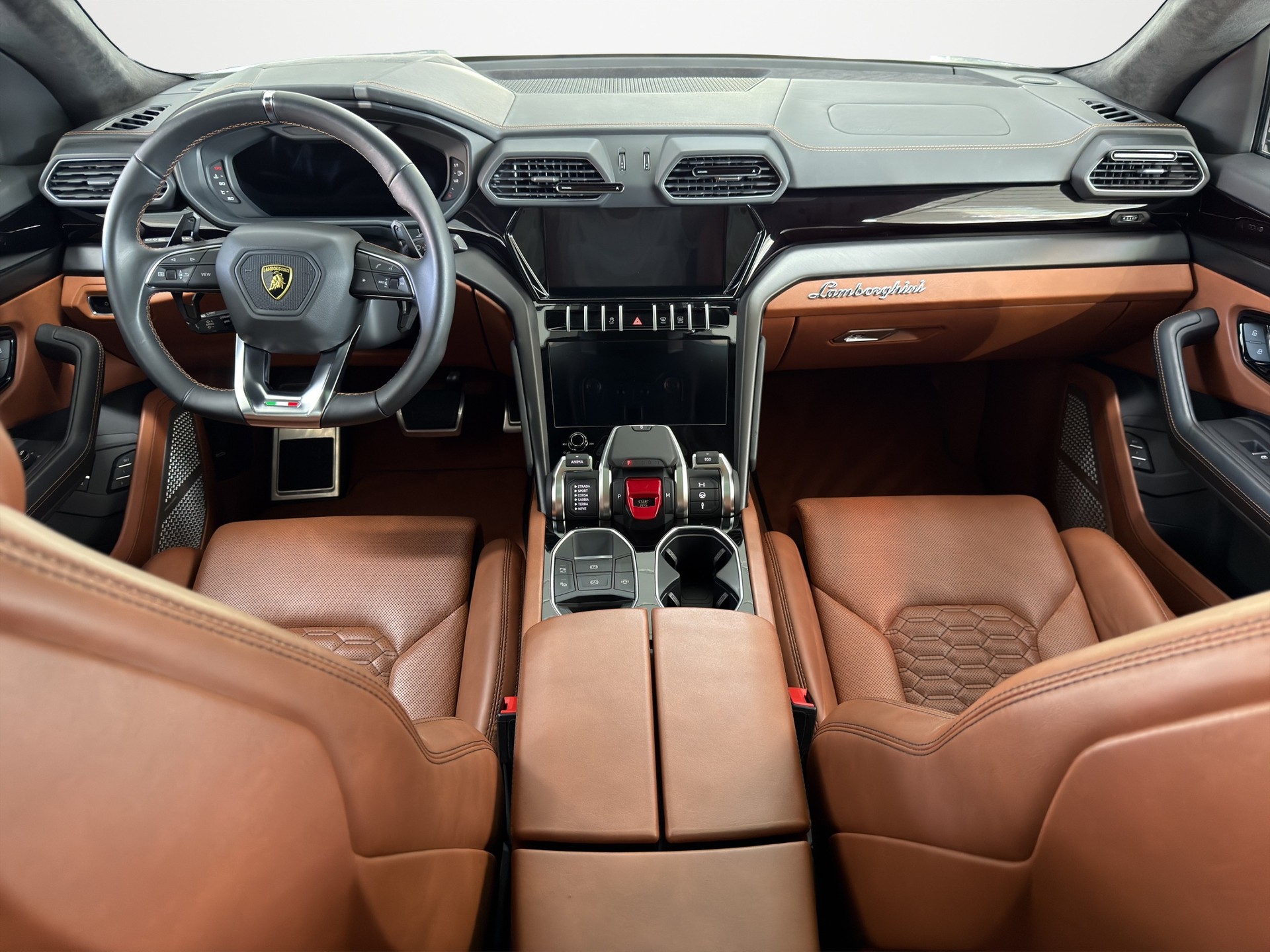 LAMBORGHINI Urus-image-13