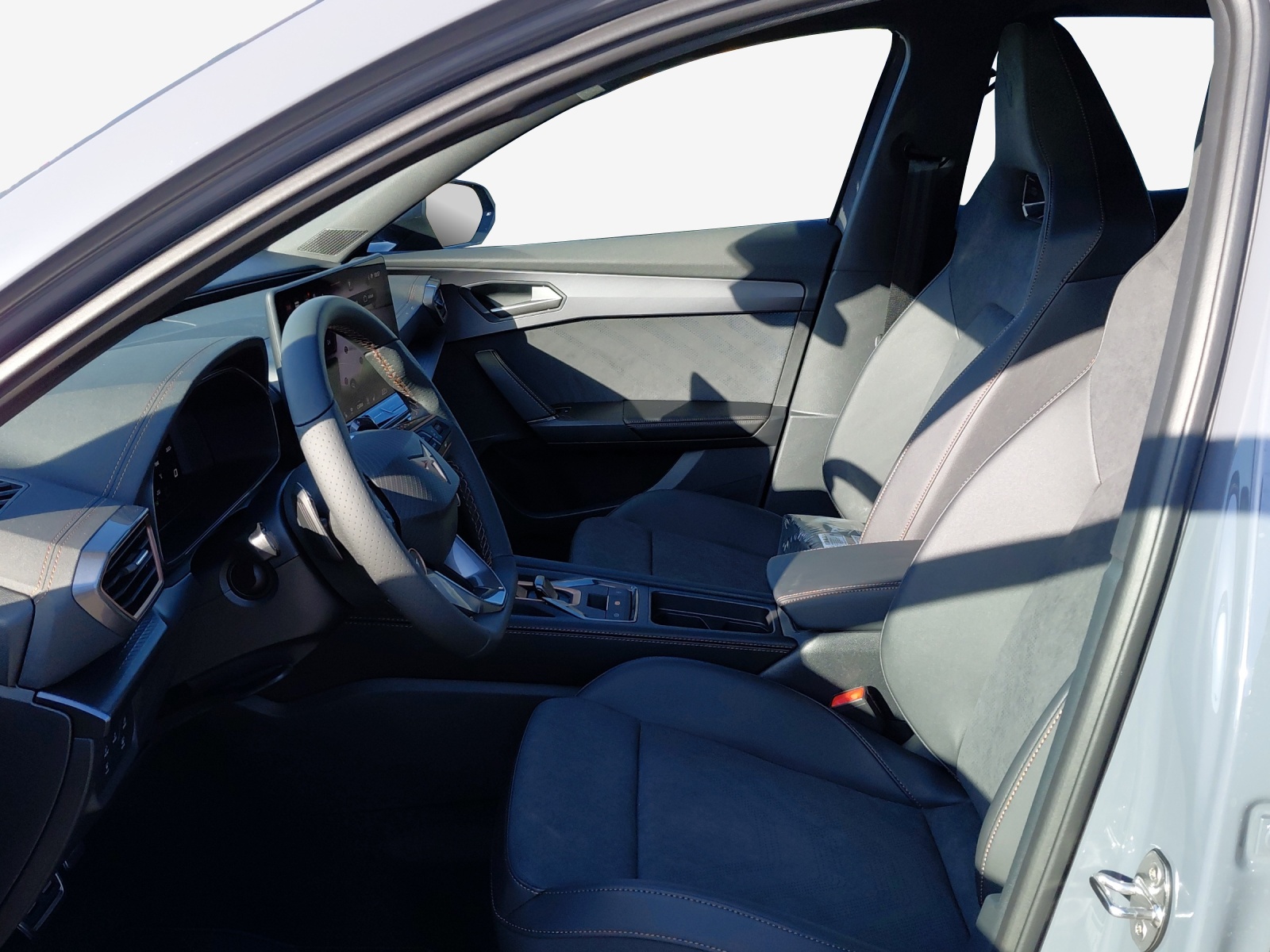 CUPRA Formentor 1.5 TSI DSG-image-7