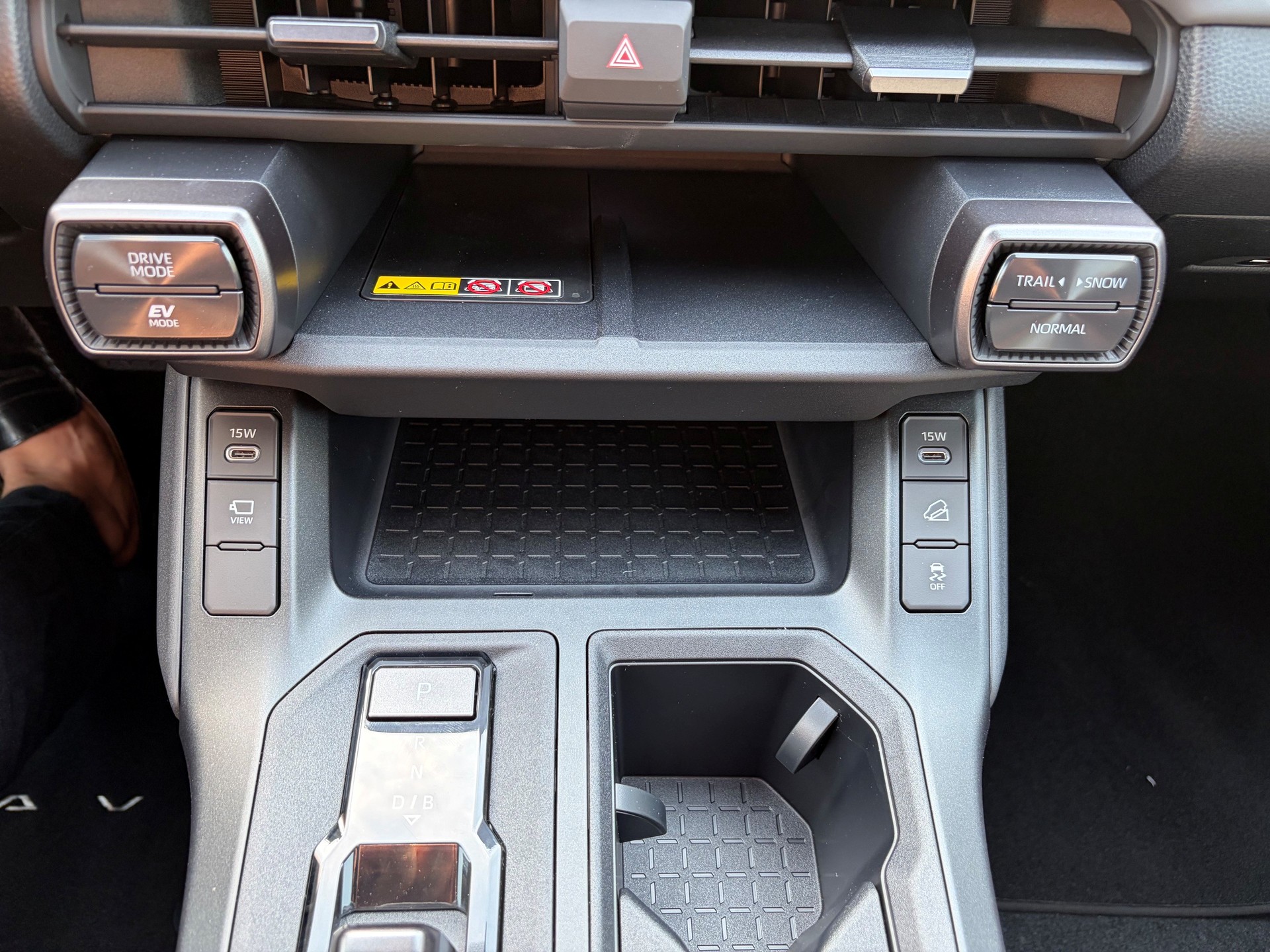 TOYOTA RAV-4 2.5 HSD Style e-CVT AWD-image-11