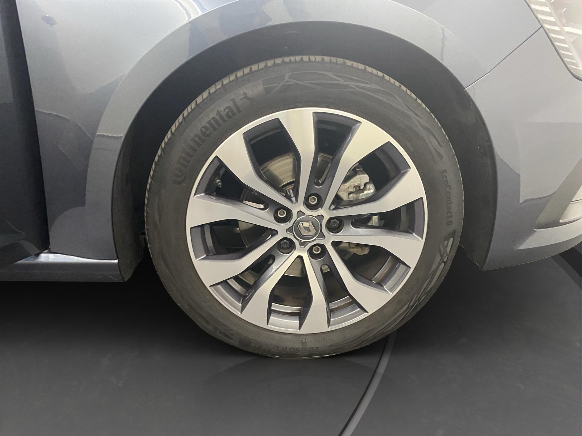 RENAULT Mégane Grandtour 1.5 dCi Techno EDC-image-24
