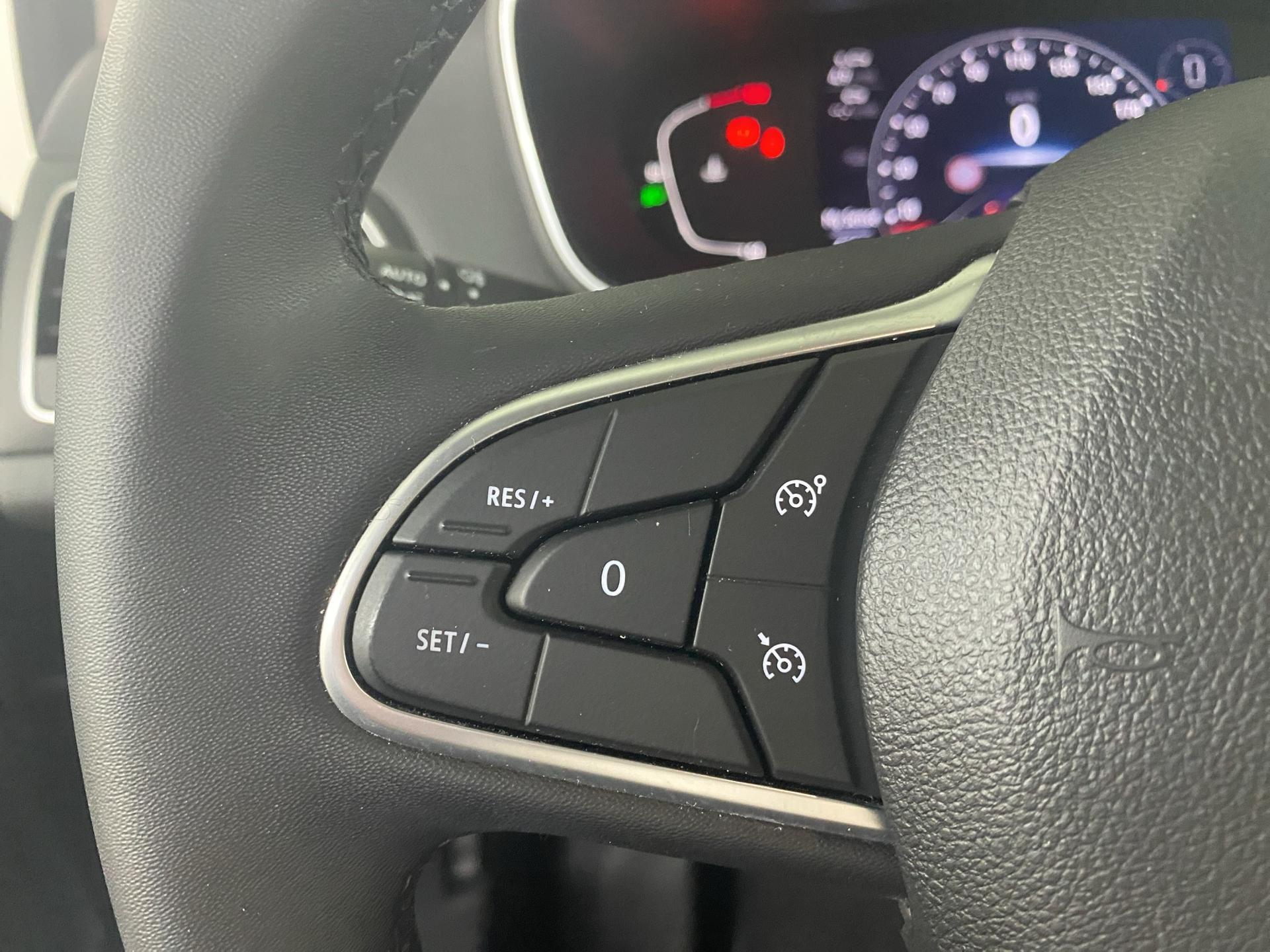 RENAULT Mégane Grandtour 1.5 dCi Techno EDC-image-17
