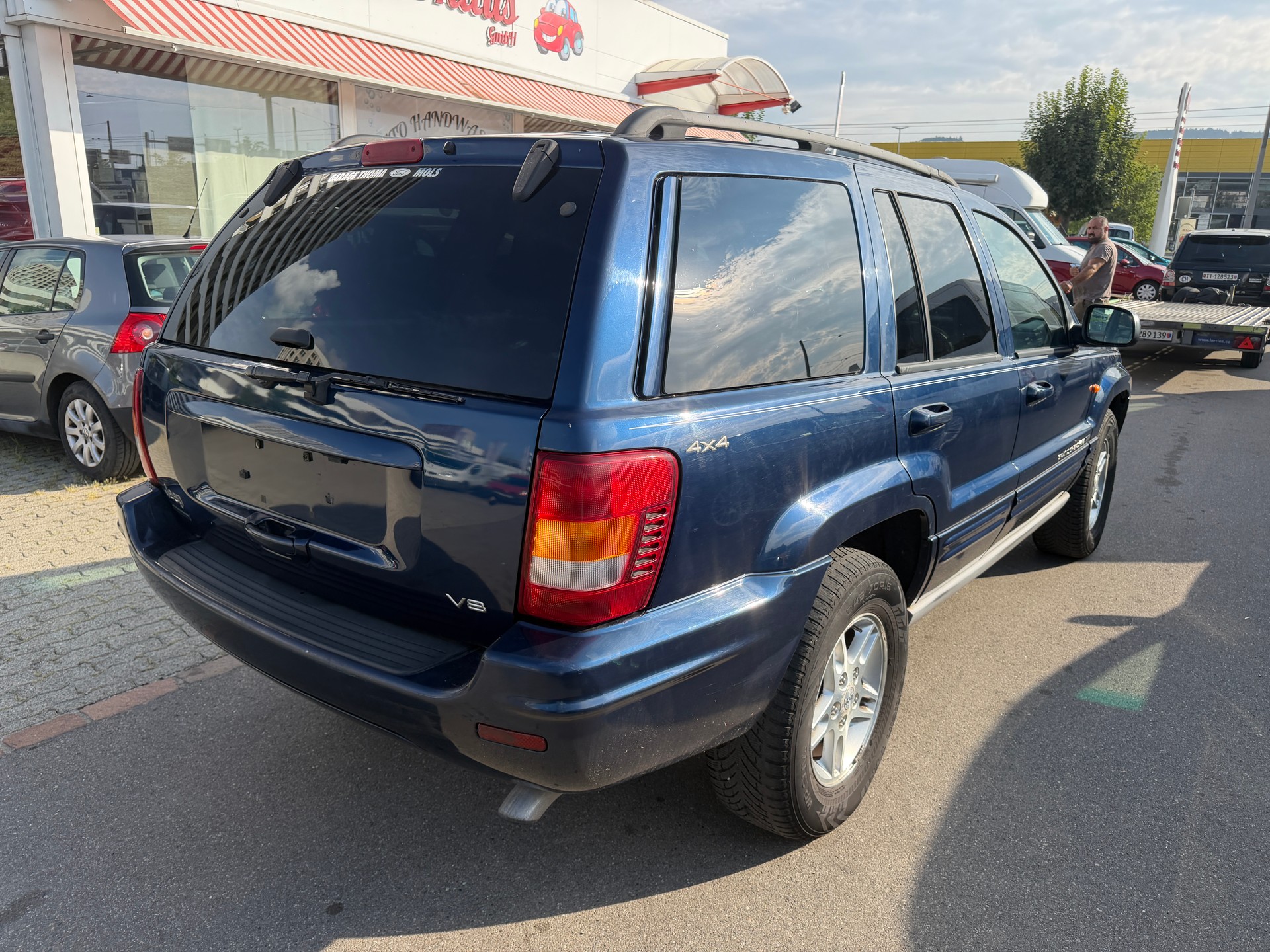 JEEP Grand Cherokee 4.7Limited Automatic-image-6