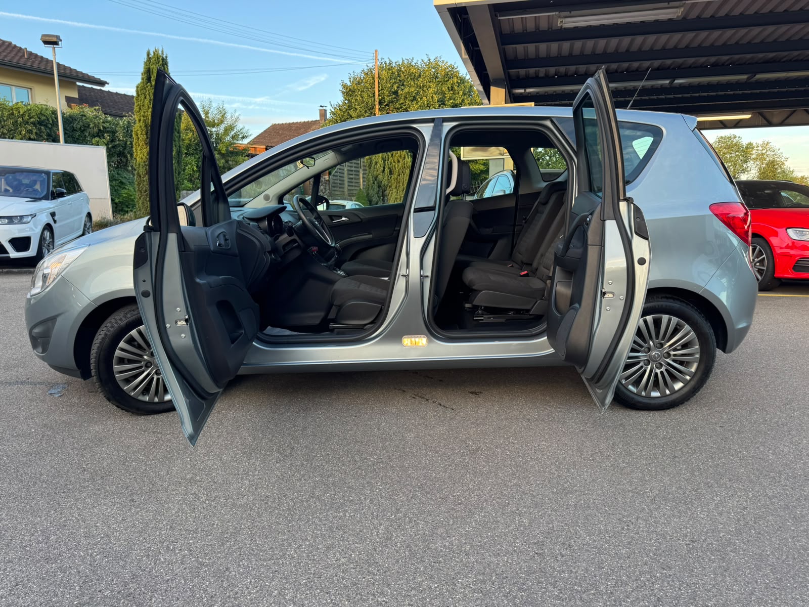 OPEL Meriva 1.4 Turbo Active Edition-image-3