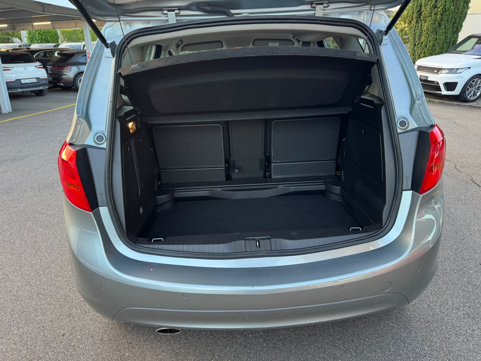 OPEL Meriva 1.4 Turbo Active Edition-image-9