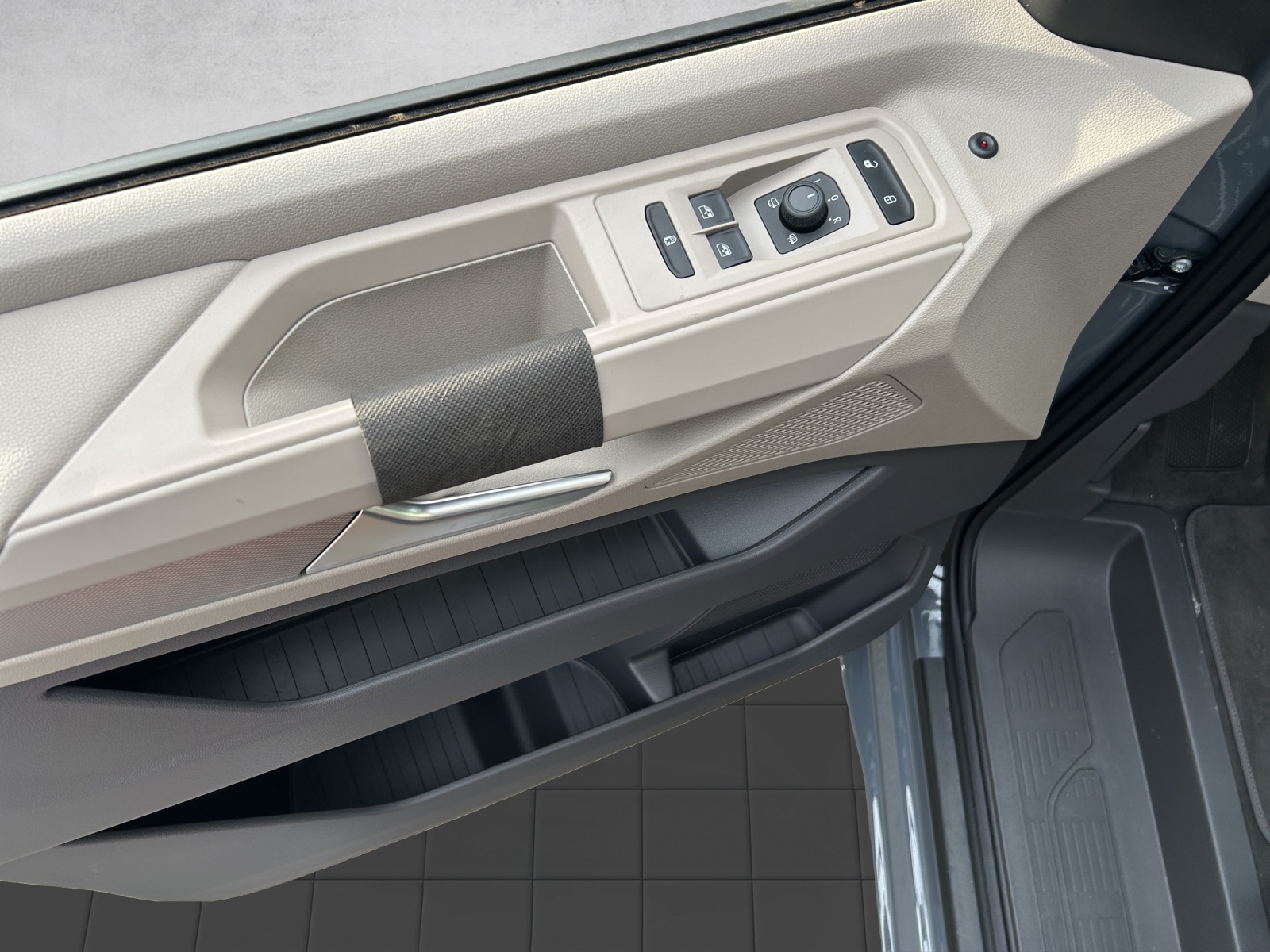 VW California 2.0 TDI Ocean Coast-image-17