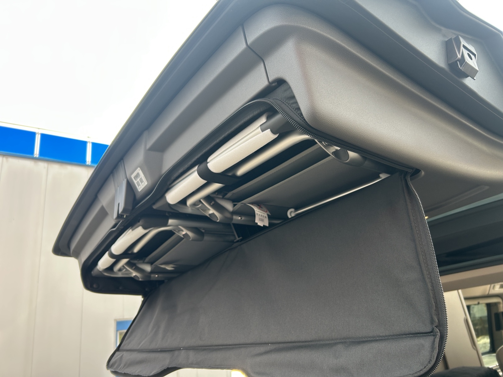 VW California 2.0 TDI Ocean Coast-image-19