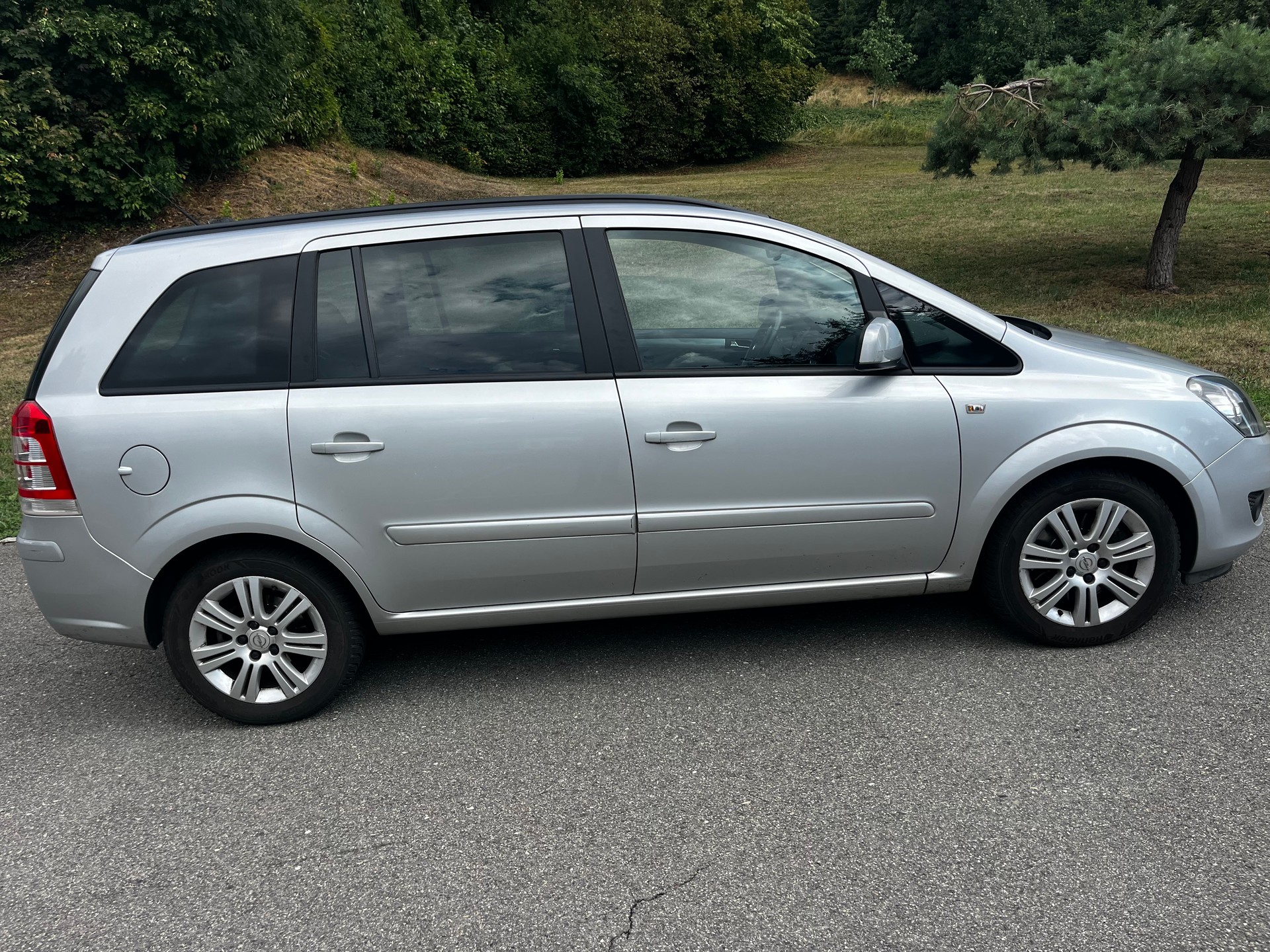 OPEL Zafira 1.7 CDTI Enjoy-image-7