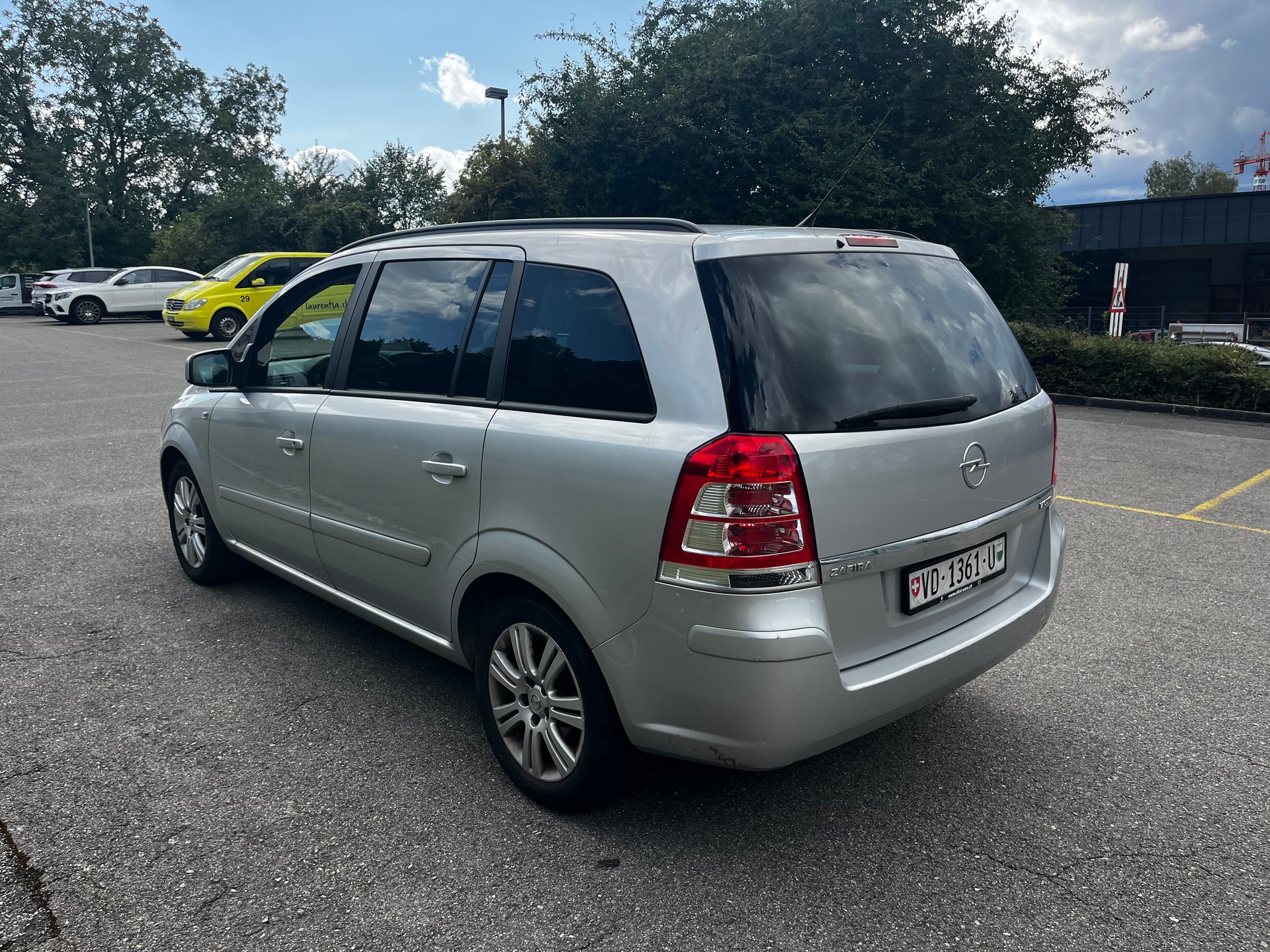 OPEL Zafira 1.7 CDTI Enjoy-image-2
