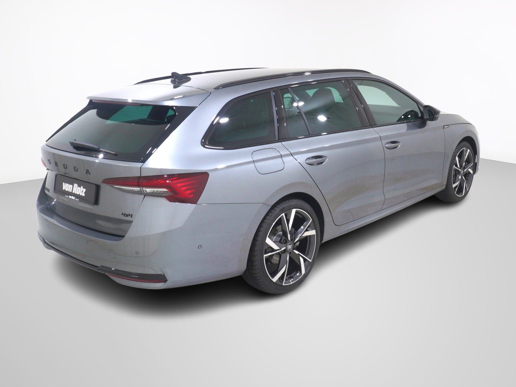 SKODA Octavia 2.0 TSI SportLine 4x4 DSG-image-5
