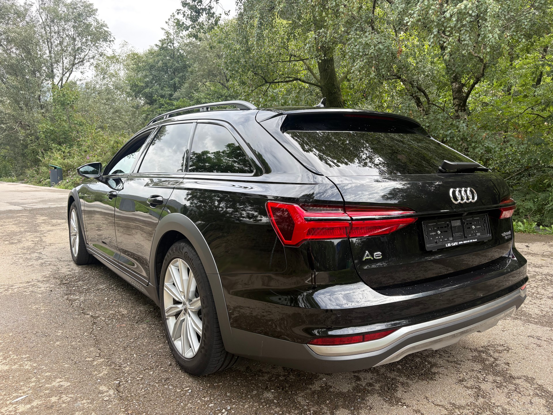 AUDI A6 allroad 50 TDI quattro tiptronic-image-1
