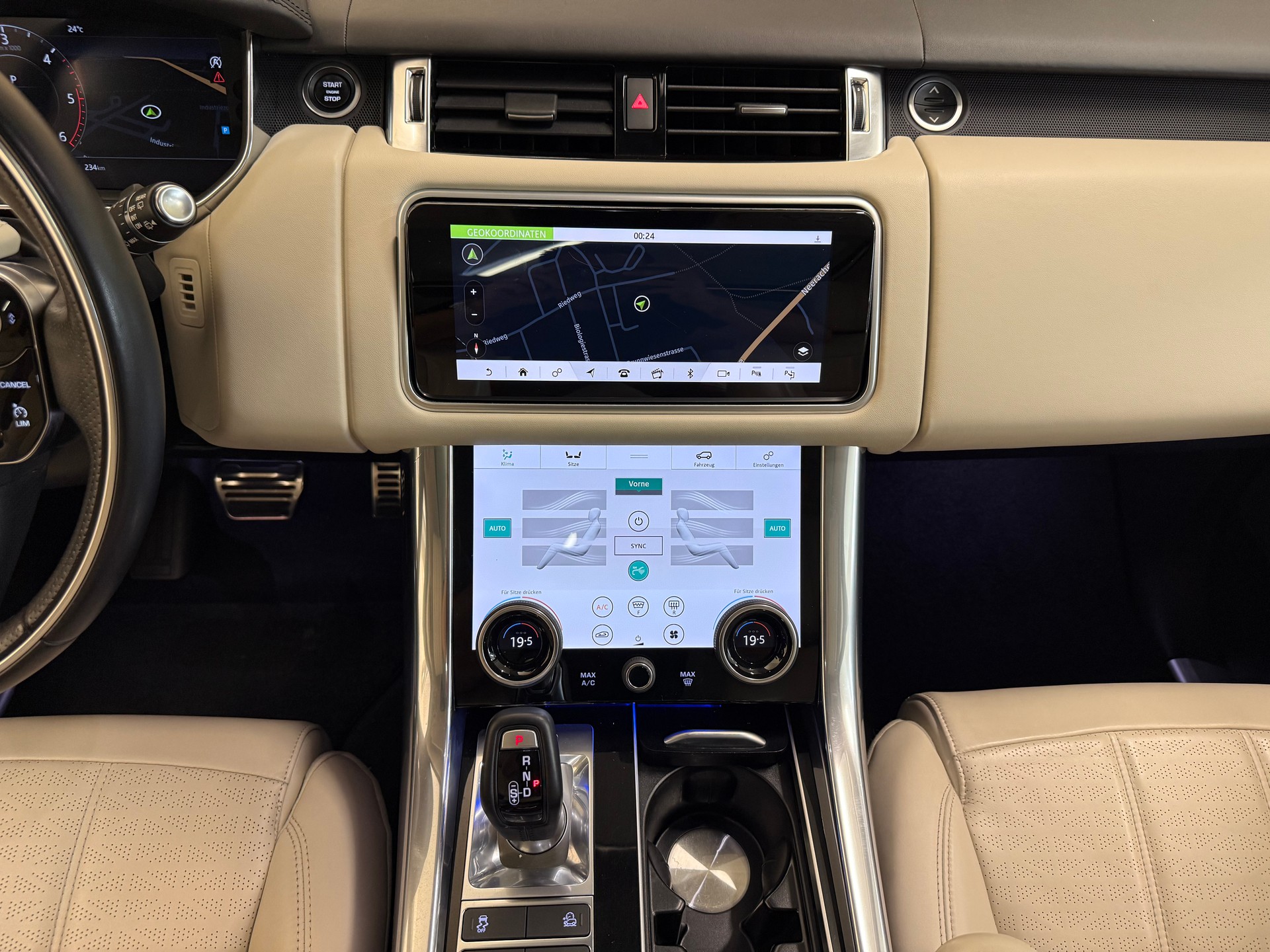 LAND ROVER Range Rover Sport 3.0 SDV6 Autobiogr. Dynamic Aut.-image-18