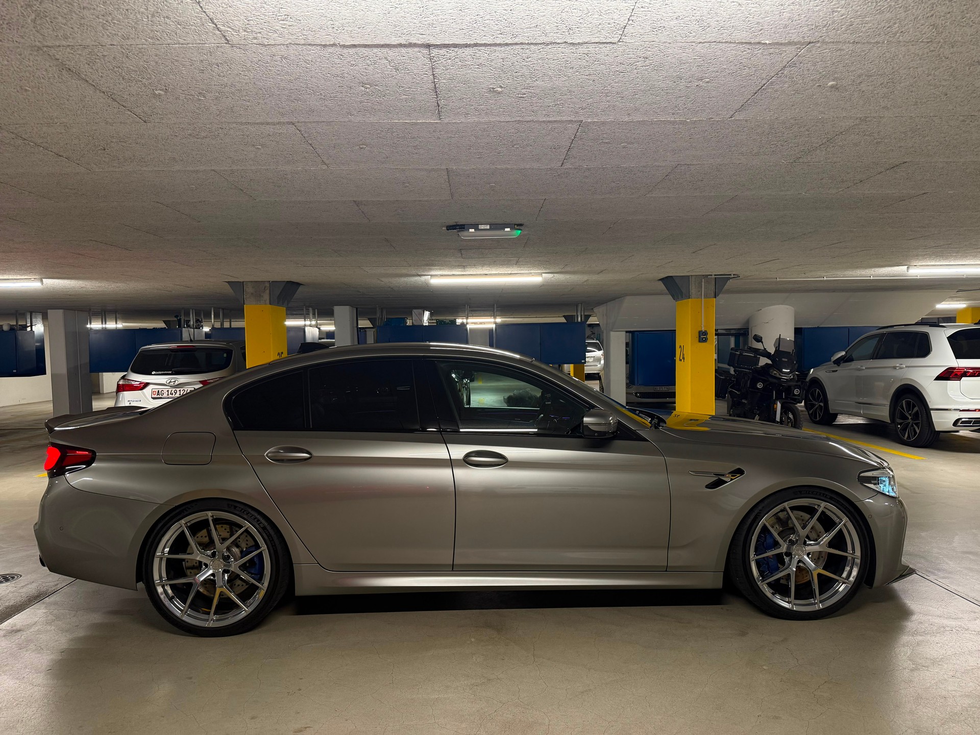 BMW M5 xDrive Competition Drivelogic **Ohne OPF**-image-3