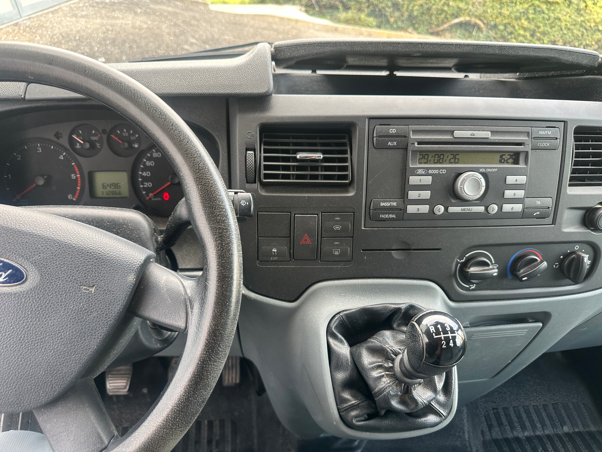 FORD Transit Van 260S Level 2-image-8
