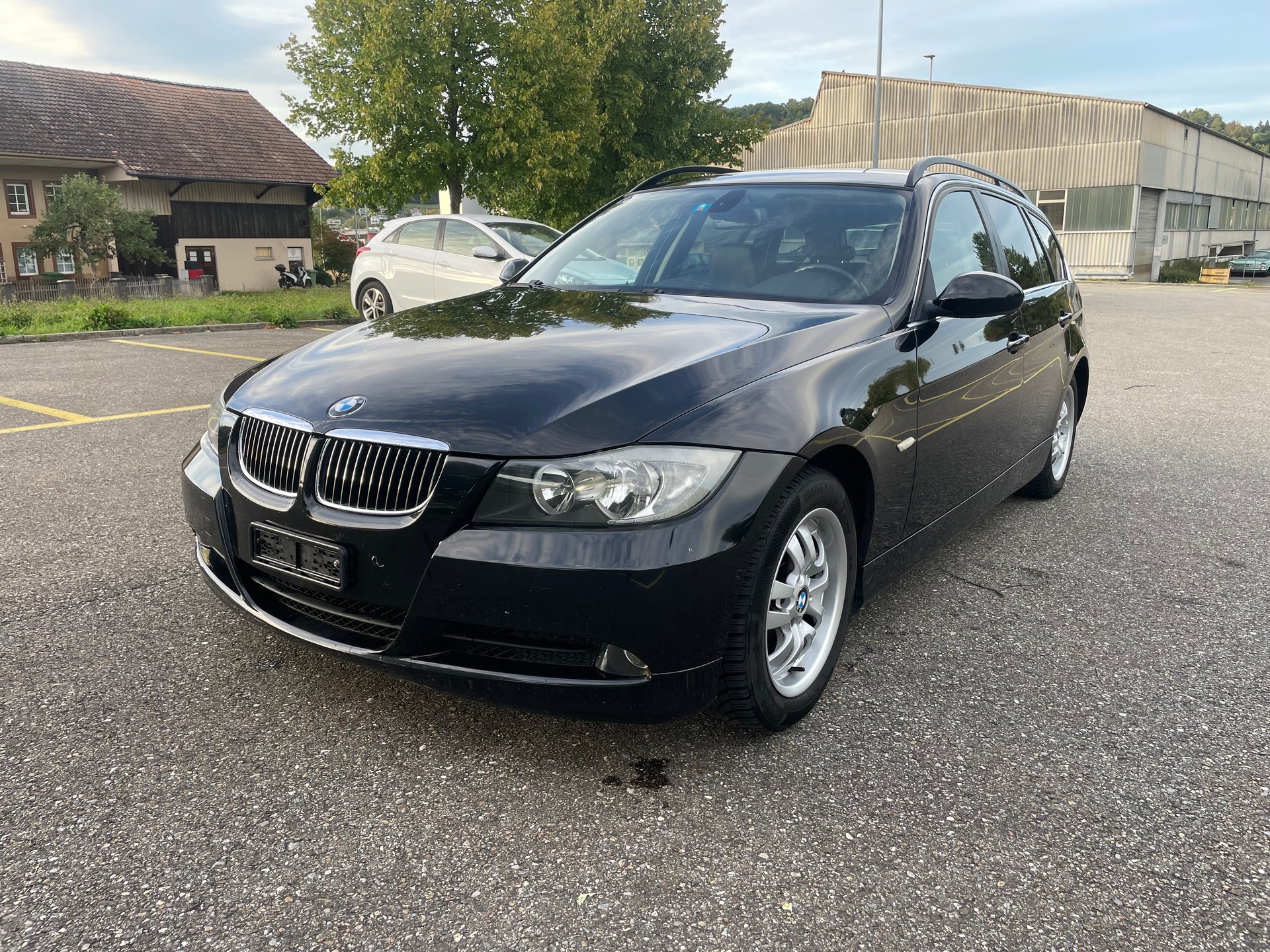 BMW 325i Touring more4you-image-2