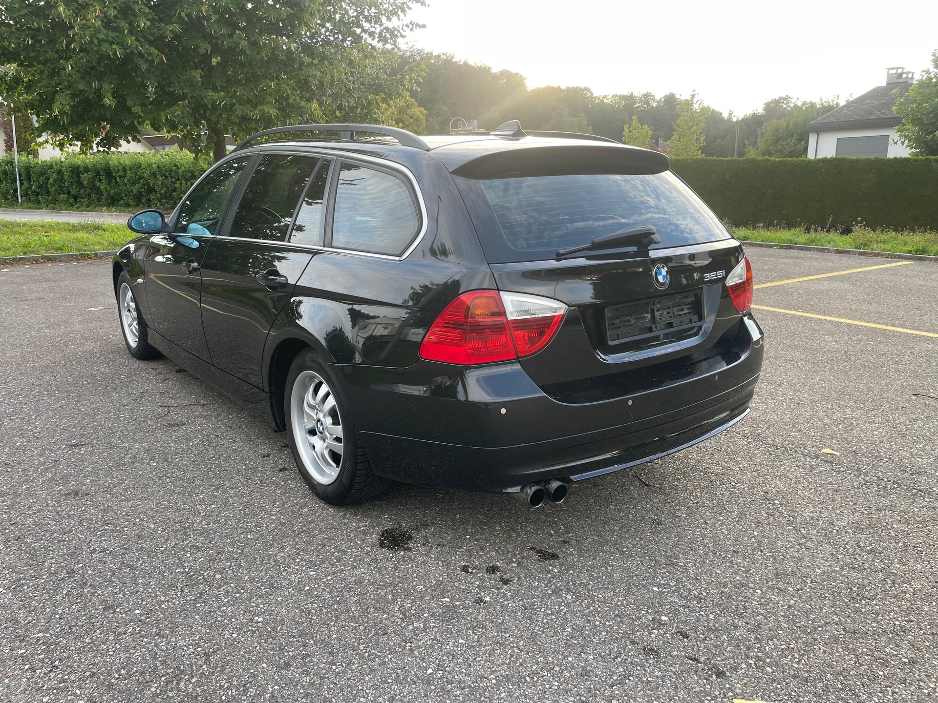 BMW 325i Touring more4you-image-7