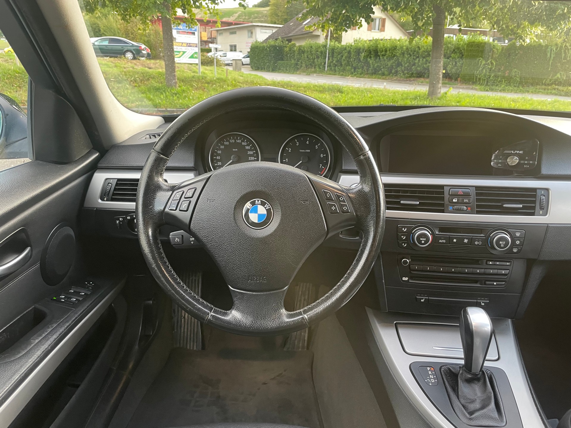 BMW 325i Touring more4you-image-9