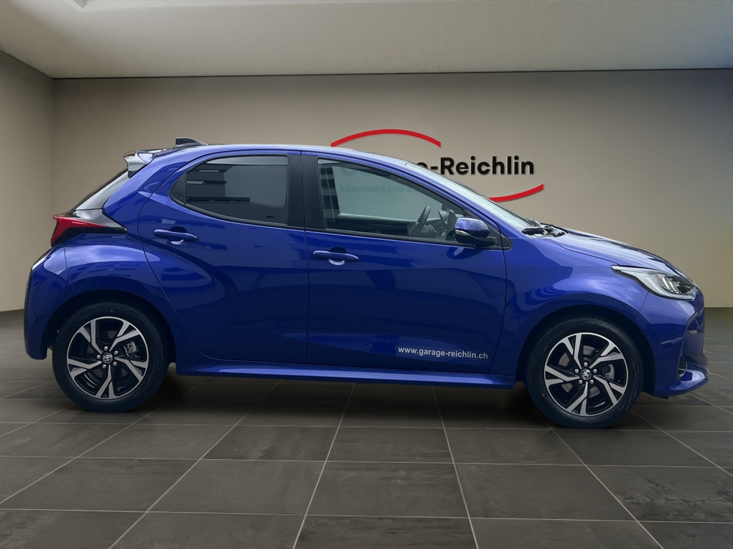 TOYOTA Yaris 1.5 VVT-i HSD Trend-image-5