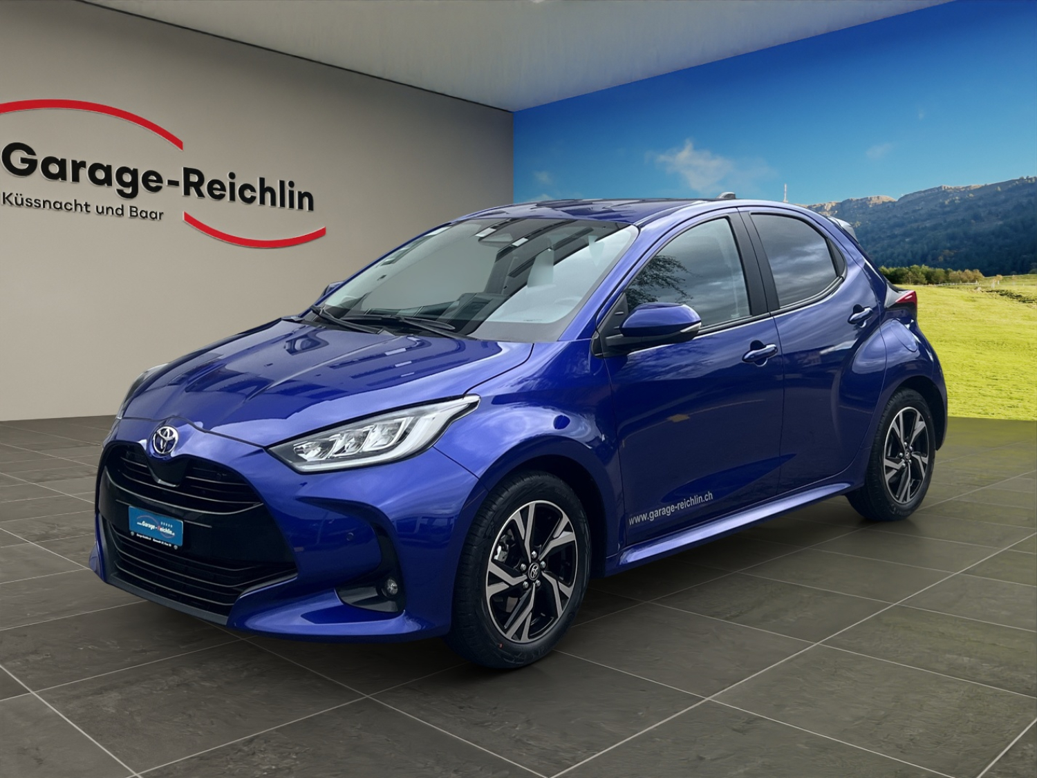 TOYOTA Yaris 1.5 VVT-i HSD Trend-image-0