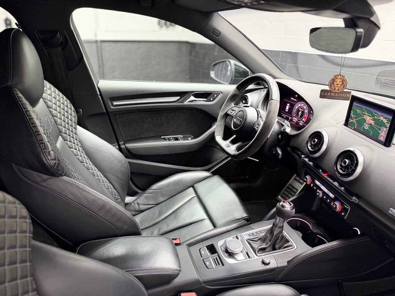 AUDI RS3 Sportback 2.5 TSI quattro | CH-Auto | Ohne OPF | Maxton-Design | Rückfahrkamera | Bang & Olufsen | ACC Tempomat-image-20