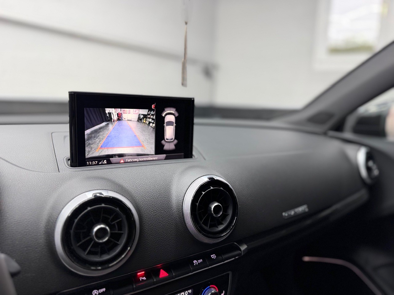 AUDI RS3 Sportback 2.5 TSI quattro | CH-Auto | Ohne OPF | Maxton-Design | Rückfahrkamera | Bang & Olufsen | ACC Tempomat-image-22