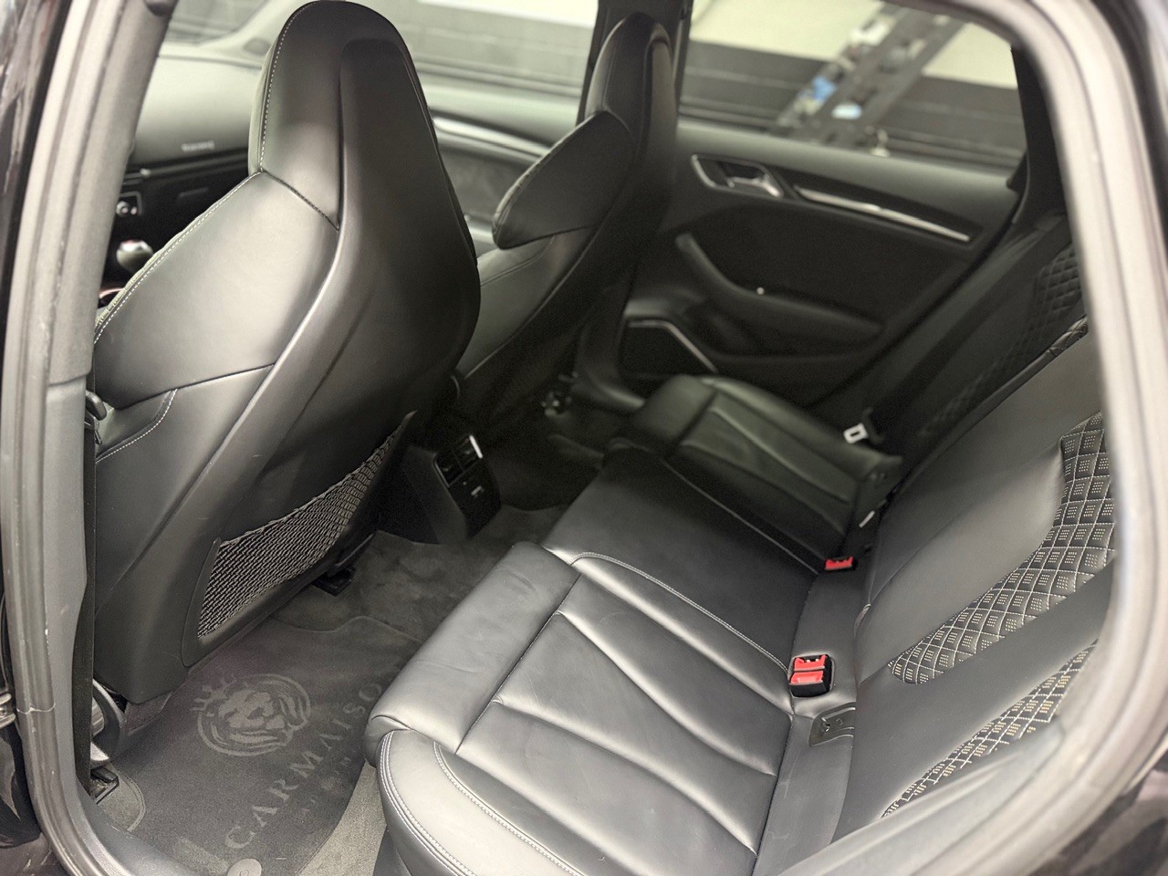 AUDI RS3 Sportback 2.5 TSI quattro | CH-Auto | Ohne OPF | Maxton-Design | Rückfahrkamera | Bang & Olufsen | ACC Tempomat-image-15