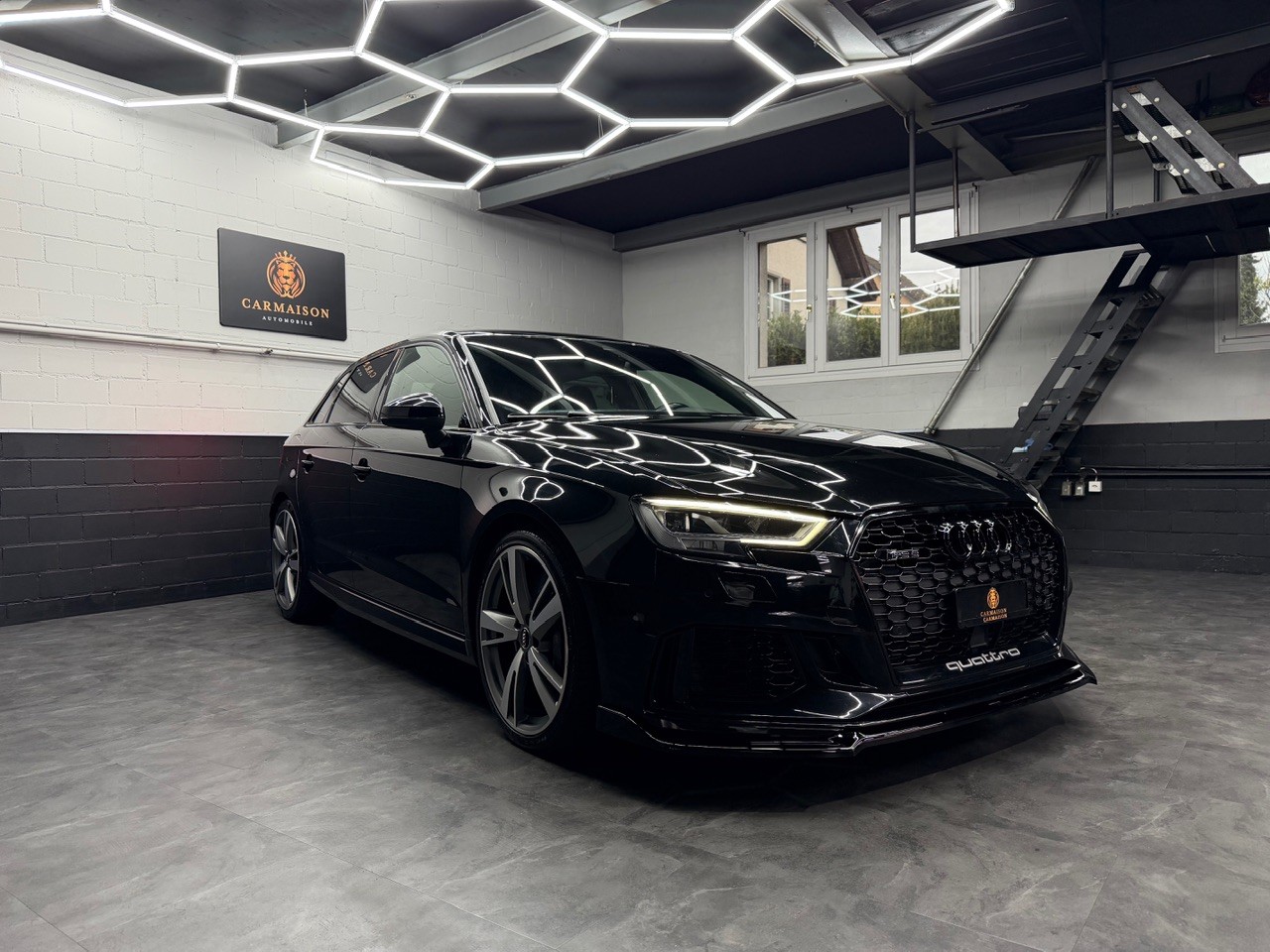 AUDI RS3 Sportback 2.5 TSI quattro | CH-Auto | Ohne OPF | Maxton-Design | Rückfahrkamera | Bang & Olufsen | ACC Tempomat-image-0