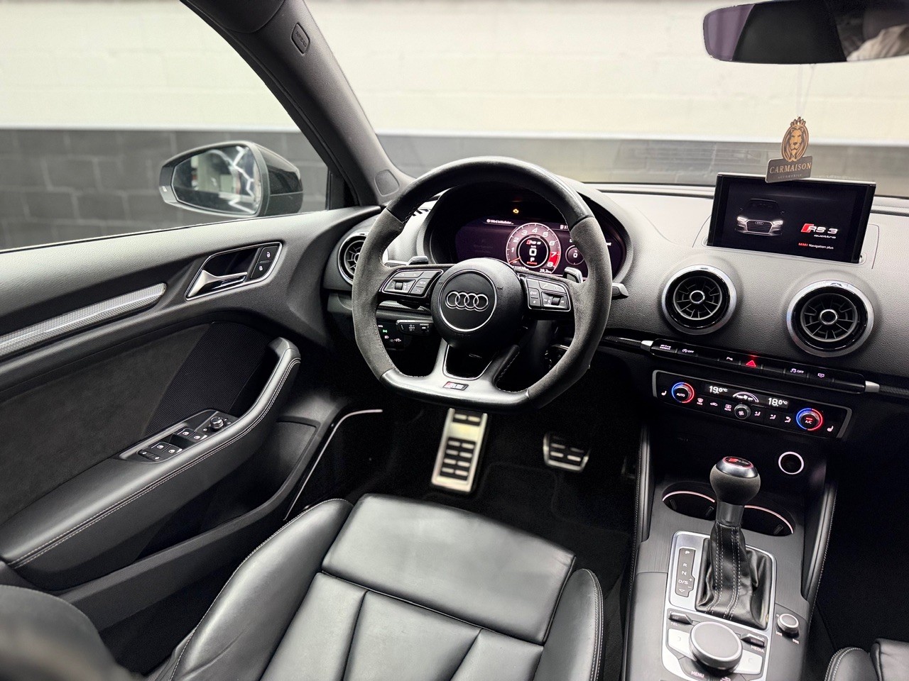 AUDI RS3 Sportback 2.5 TSI quattro | CH-Auto | Ohne OPF | Maxton-Design | Rückfahrkamera | Bang & Olufsen | ACC Tempomat-image-16