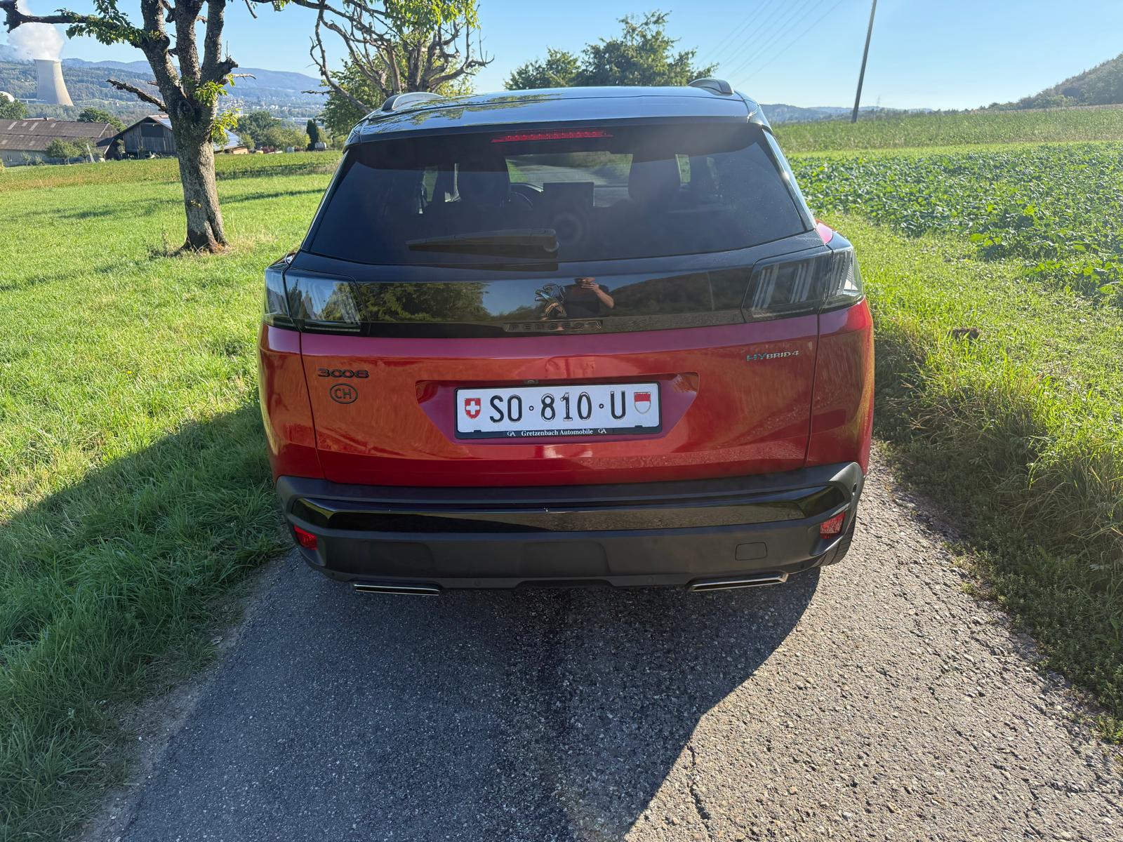 PEUGEOT 3008 300e Hybrid4 GT Pack EAT8-image-7