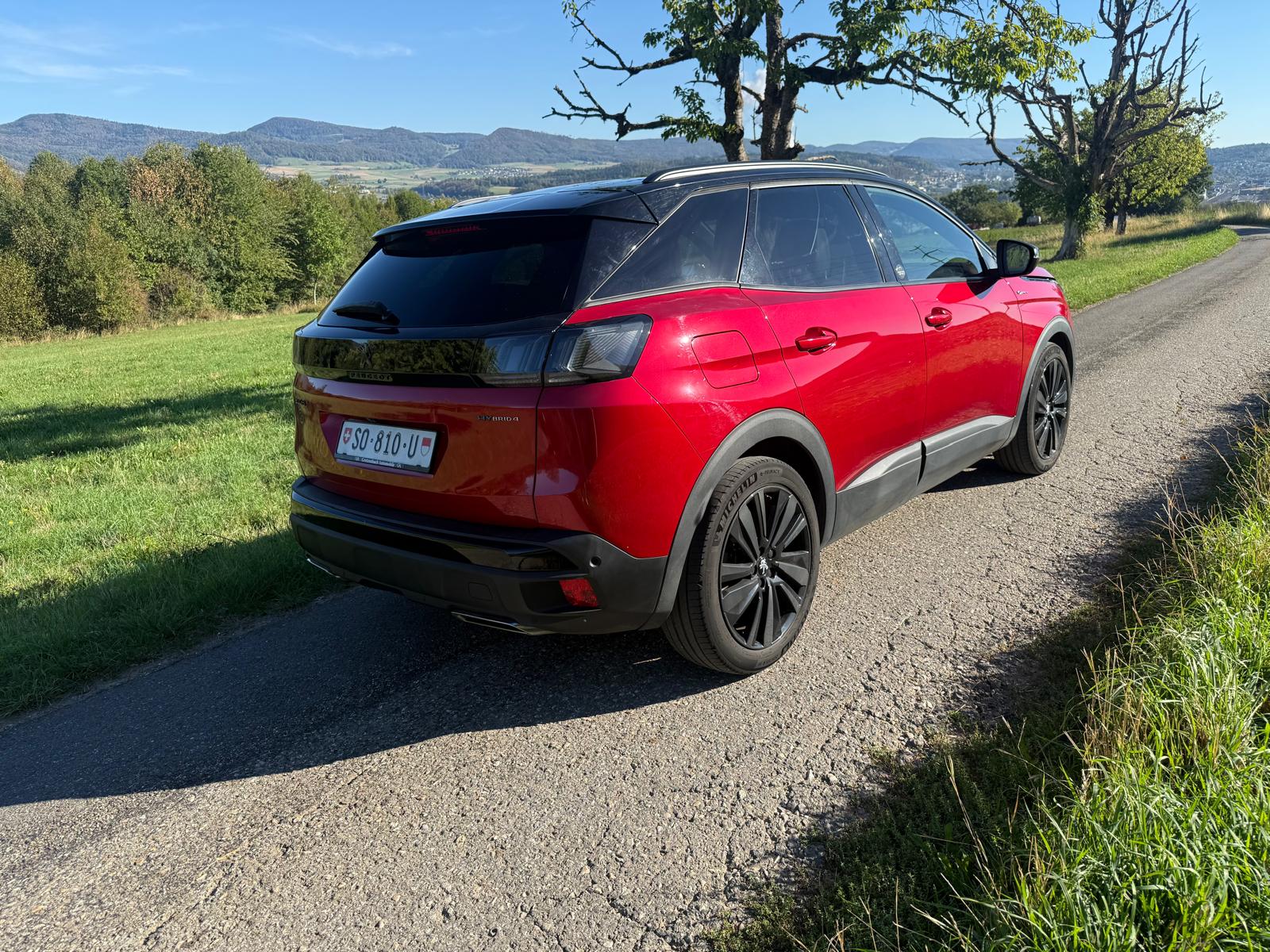 PEUGEOT 3008 300e Hybrid4 GT Pack EAT8-image-5