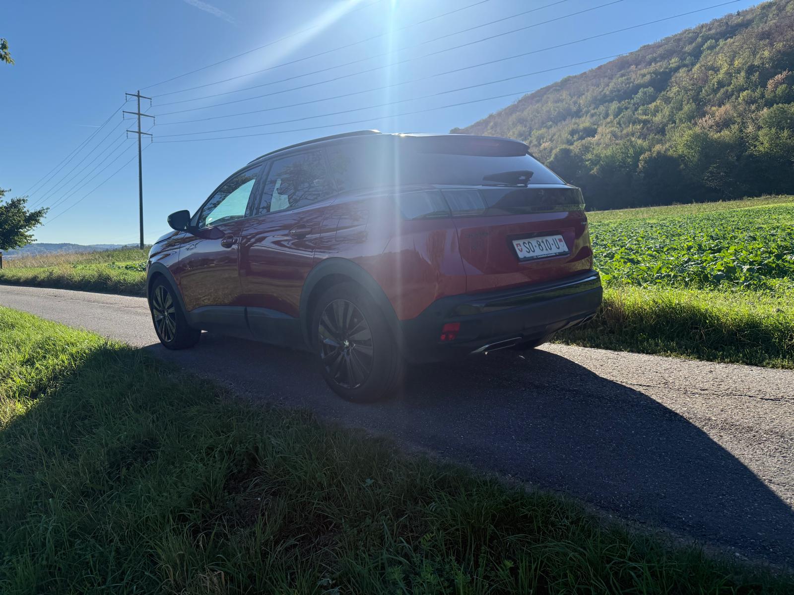 PEUGEOT 3008 300e Hybrid4 GT Pack EAT8-image-6