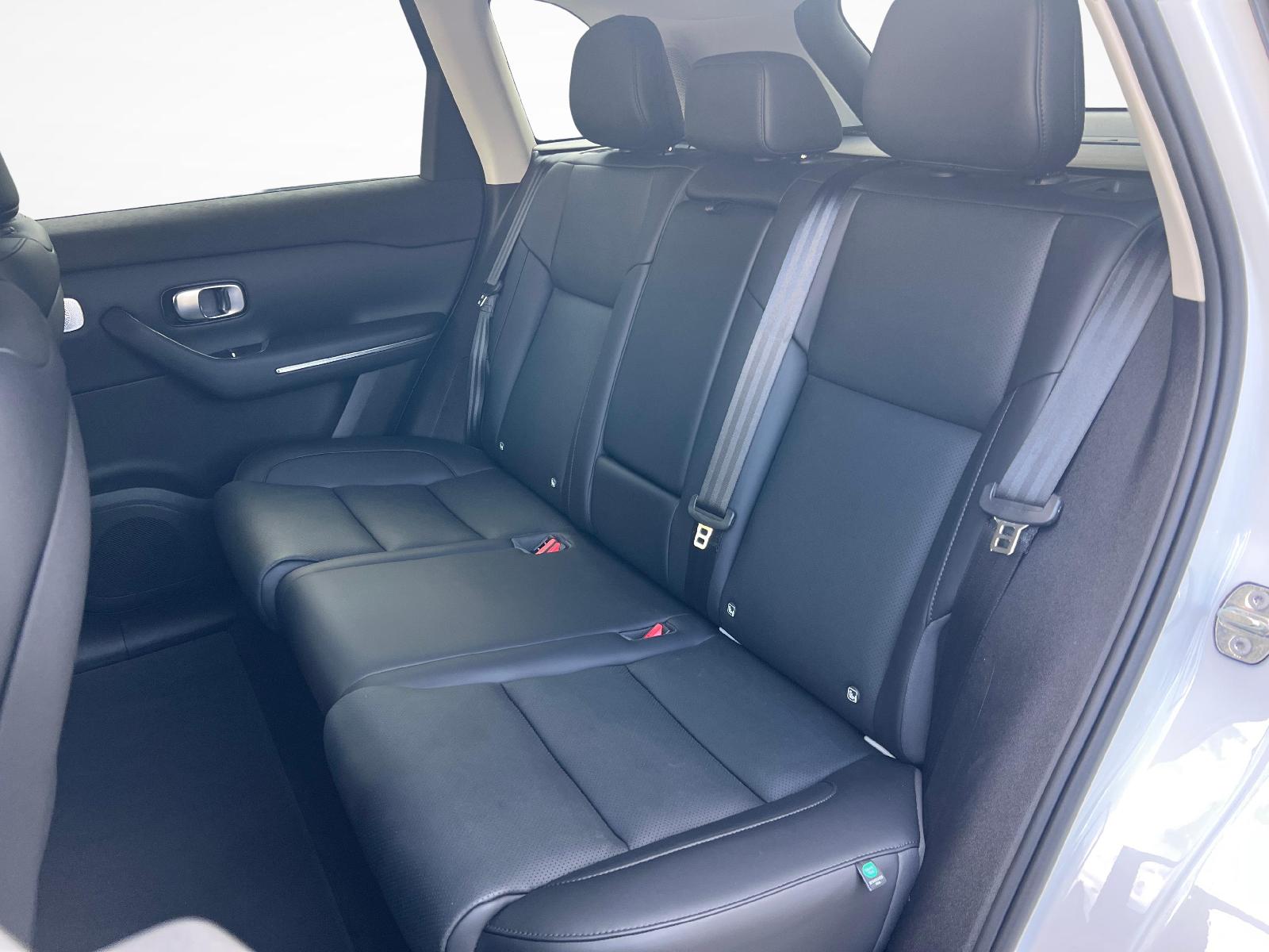 LEAPMOTOR C10 1.5 Hybrid EV-image-10