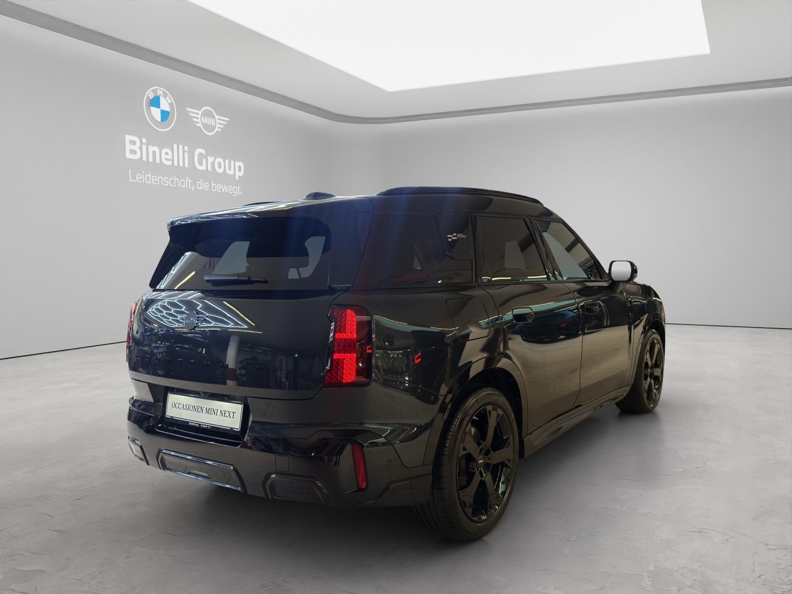 MINI Countryman John Cooper Works ALL4-image-4