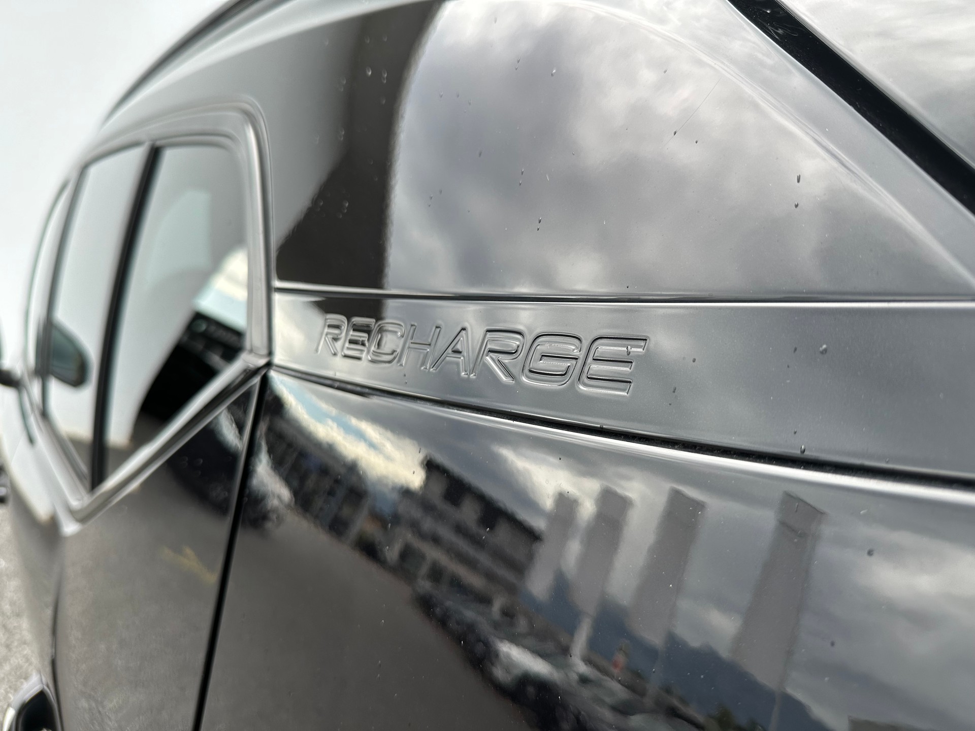 VOLVO XC40 1.5 T5 PiH R-Design-image-7