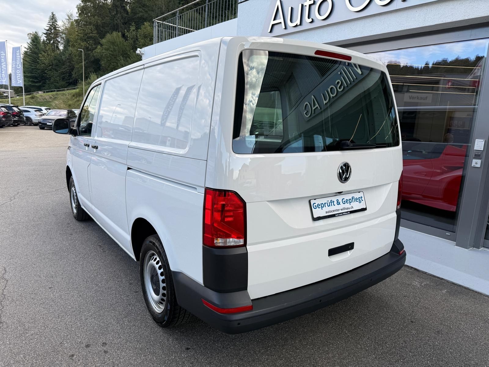 VW T6.1 2.0 Kasten 3000 TDI 4Motion DSG-image-16