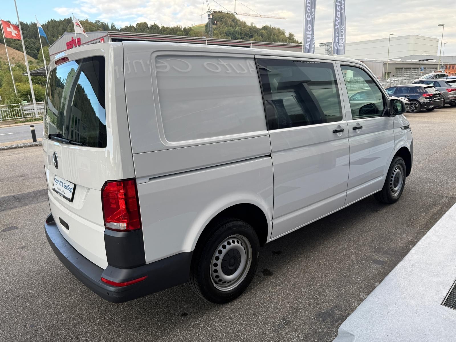 VW T6.1 2.0 Kasten 3000 TDI 4Motion DSG-image-8