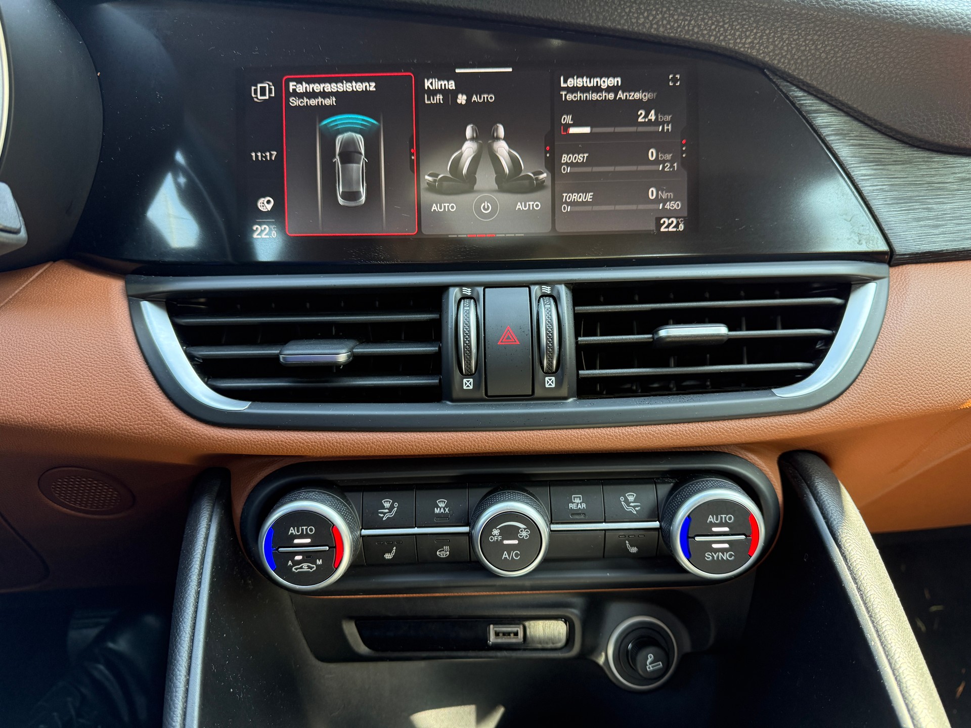 ALFA ROMEO Giulia 2.2 JTDM Super Automatic-image-9