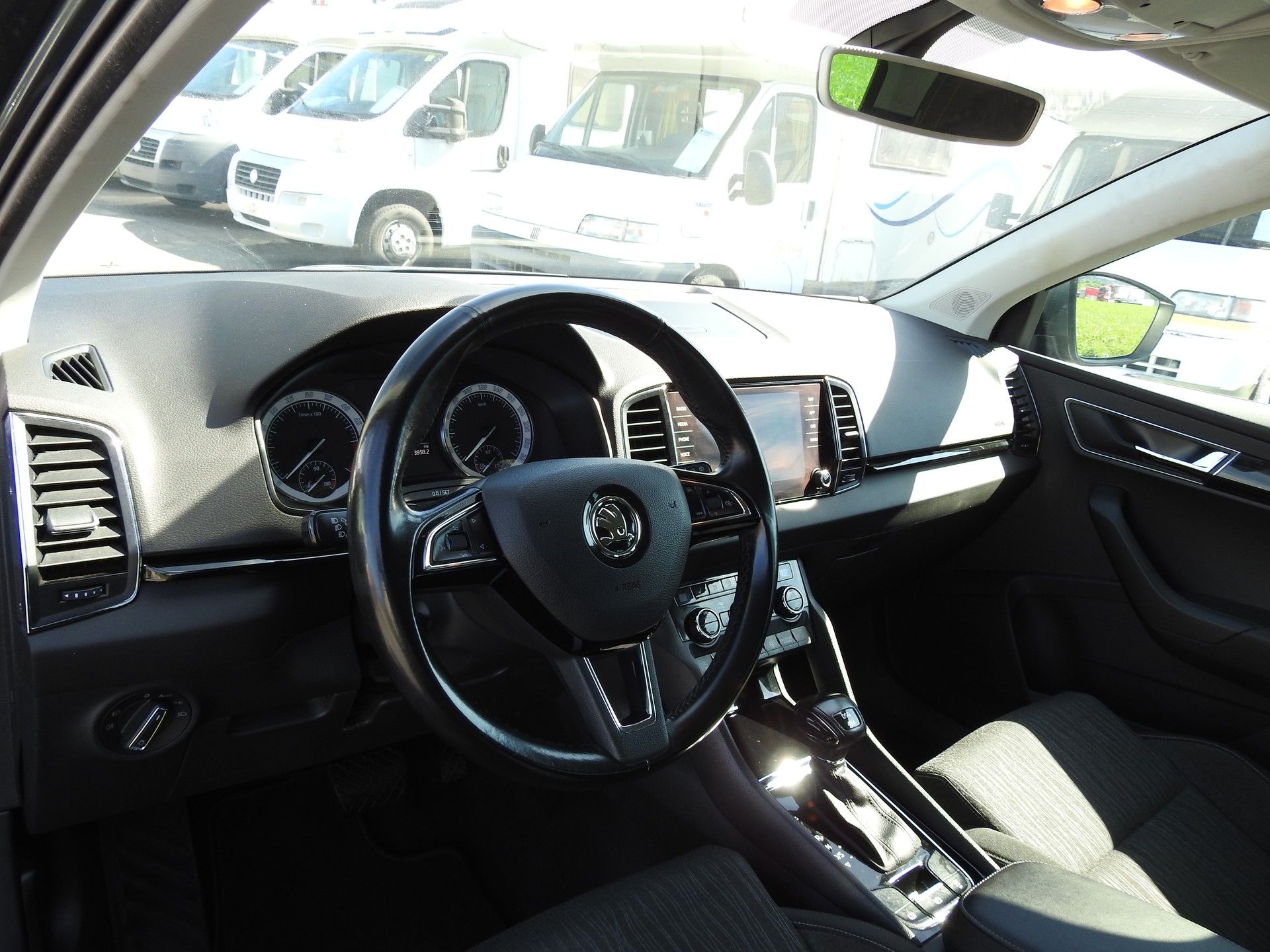 SKODA Karoq 2.0 TDI CR Ambition 4x4 DSG-image-11