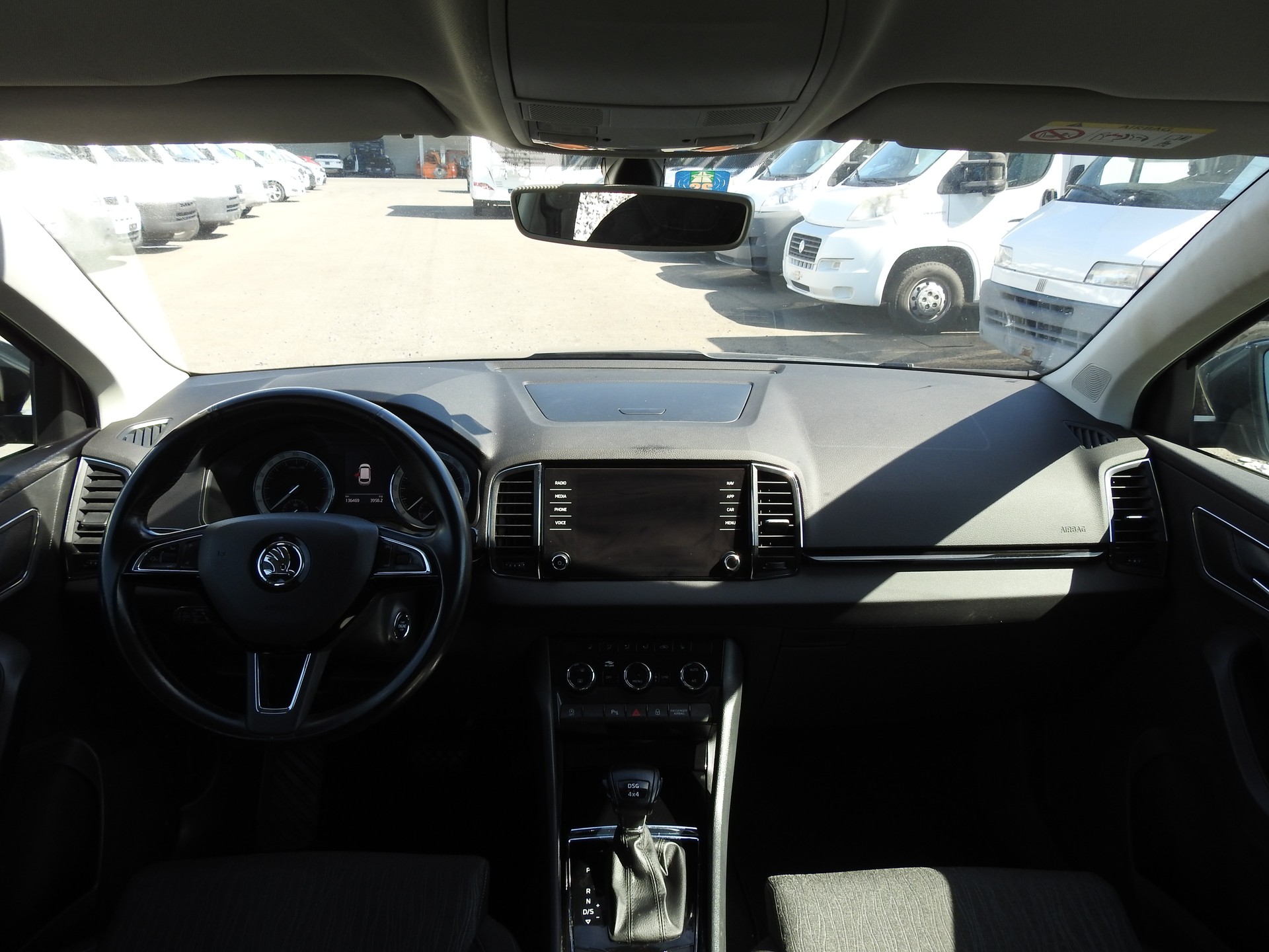 SKODA Karoq 2.0 TDI CR Ambition 4x4 DSG-image-15